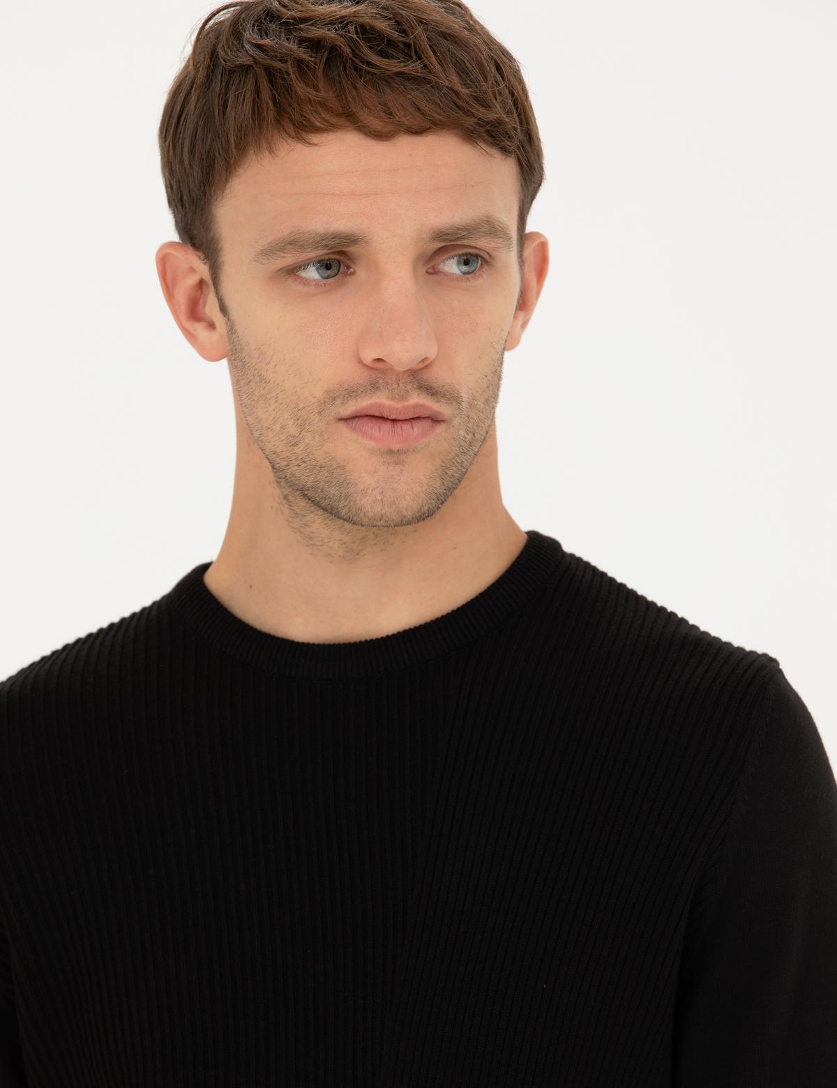 Siyah Slim Fit Bisiklet Yaka Triko Kazak - 50281823028