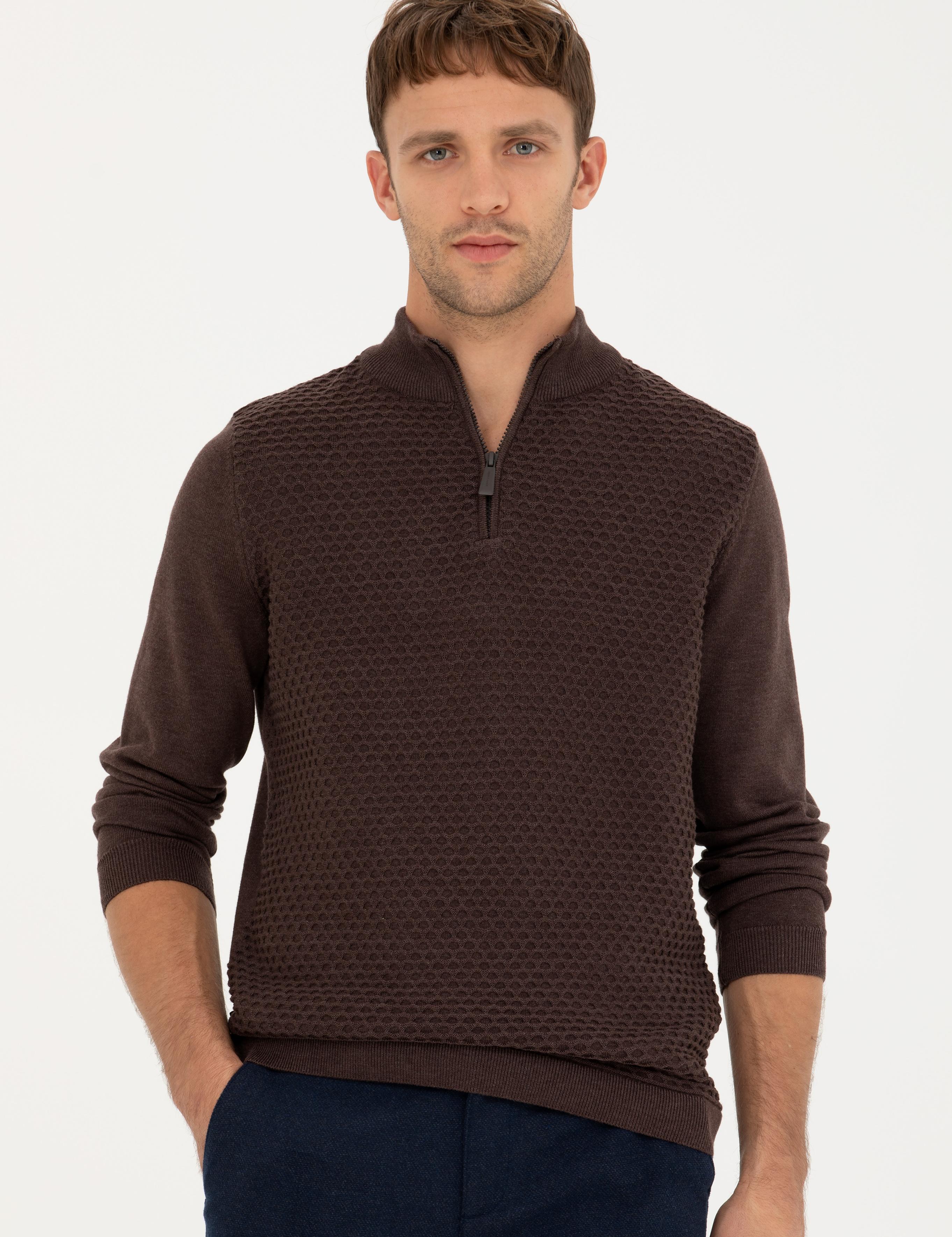 Kahverengi Slim Fit Fermuarlı Dik Yaka Triko Kazak