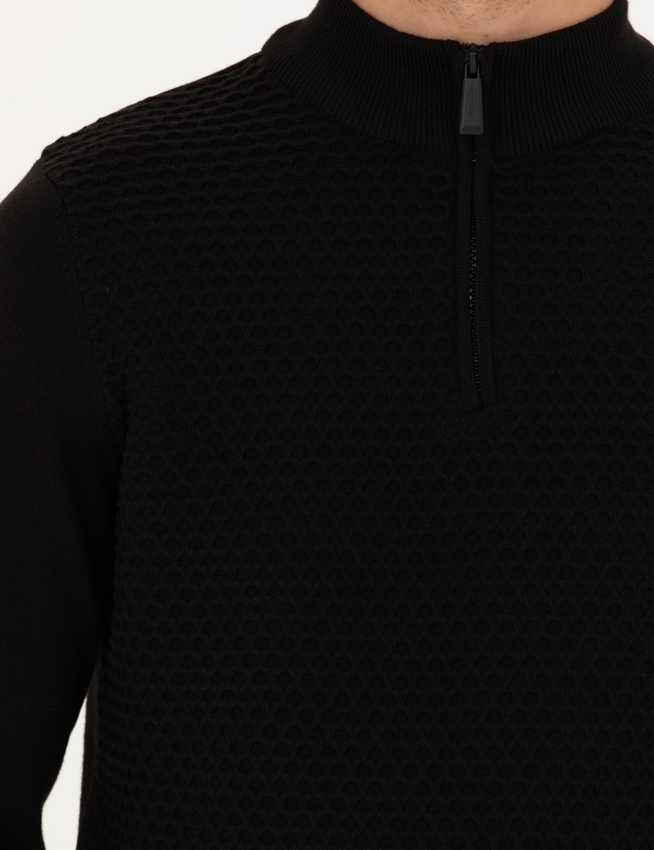 Siyah Slim Fit Fermuarlı Dik Yaka Triko Kazak