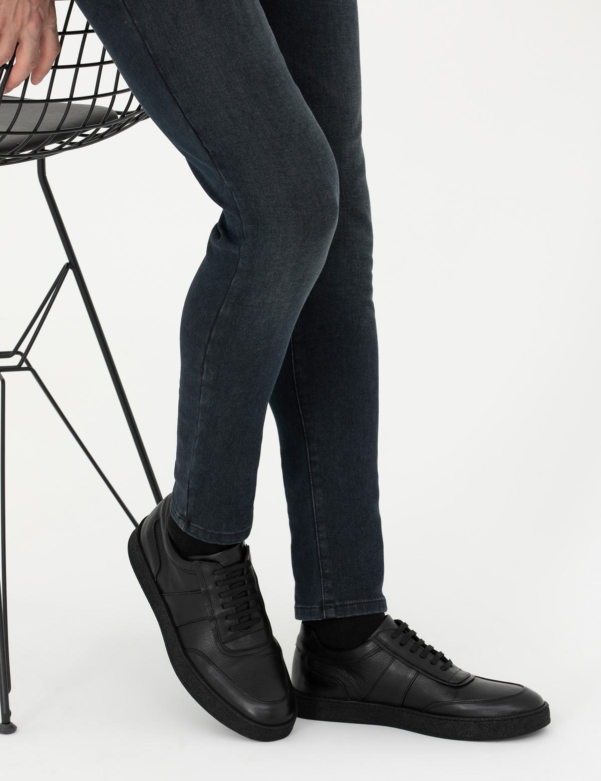 Siyah Sneaker Ayakkabı - 50290479006