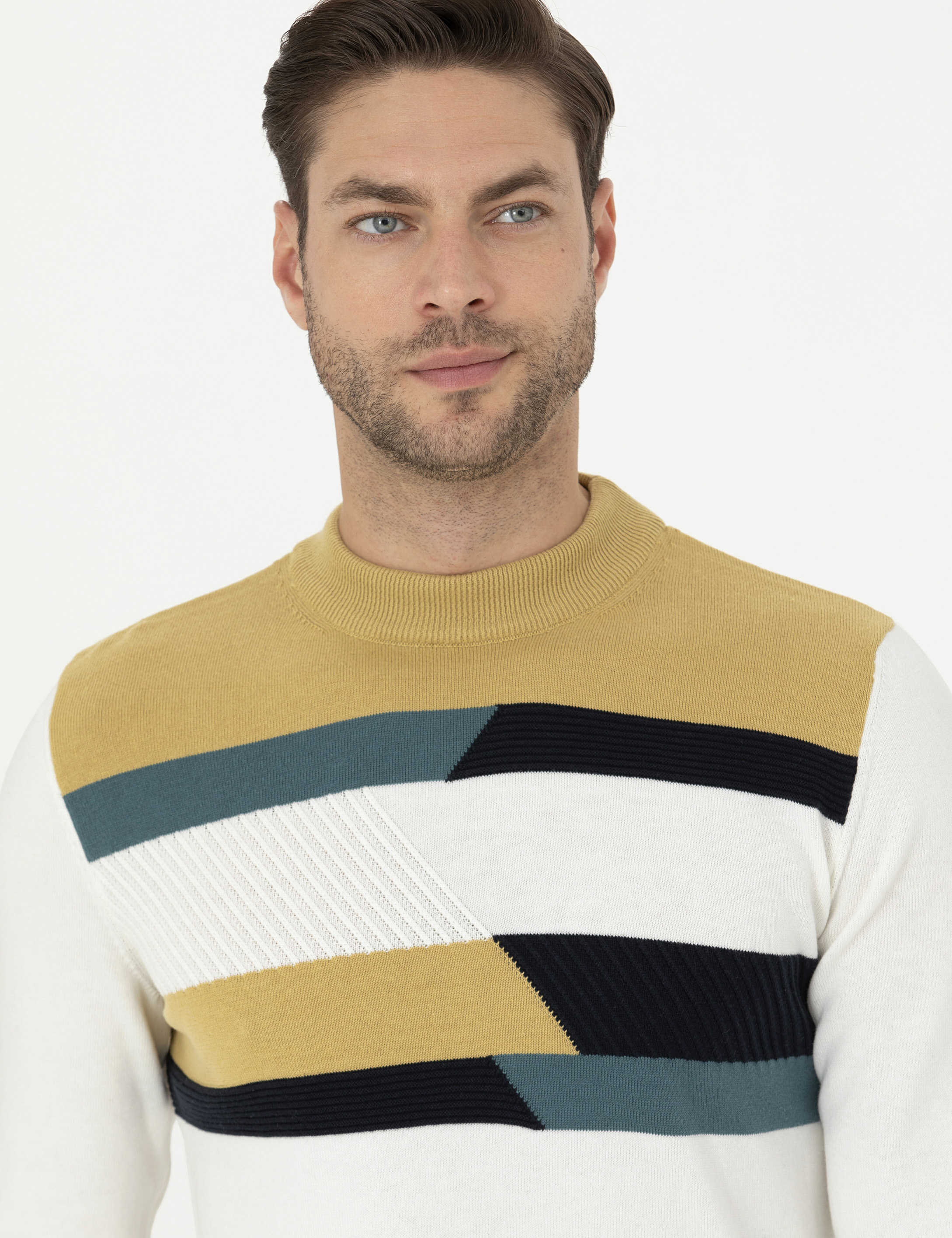 Ekru Slim Fit Yarım Balıkçı Yaka Triko Kazak - Image 2