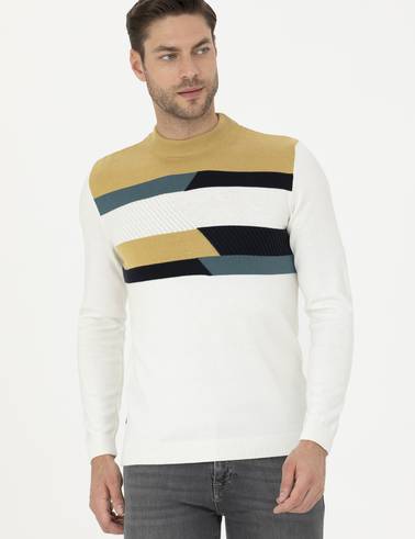 Ekru Slim Fit Yarım Balıkçı Yaka Triko Kazak