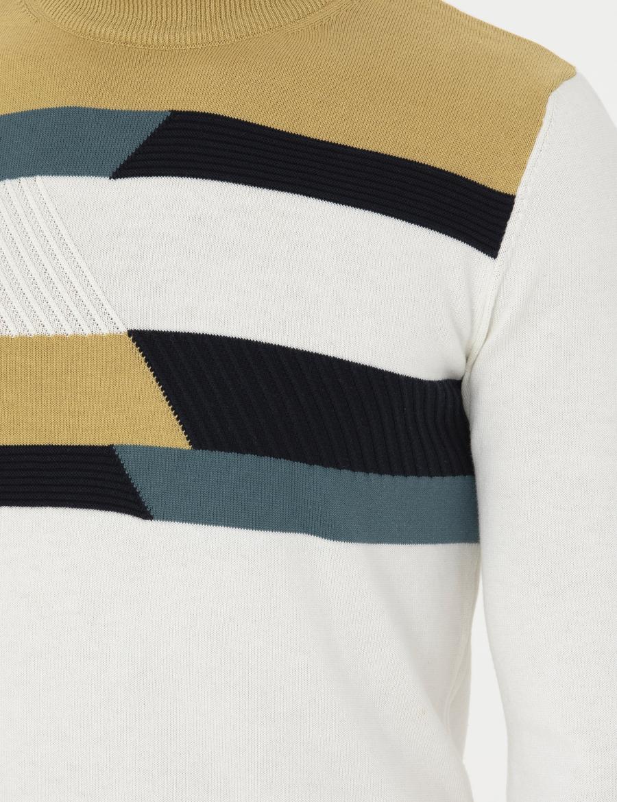 Ekru Slim Fit Yarım Balıkçı Yaka Triko Kazak