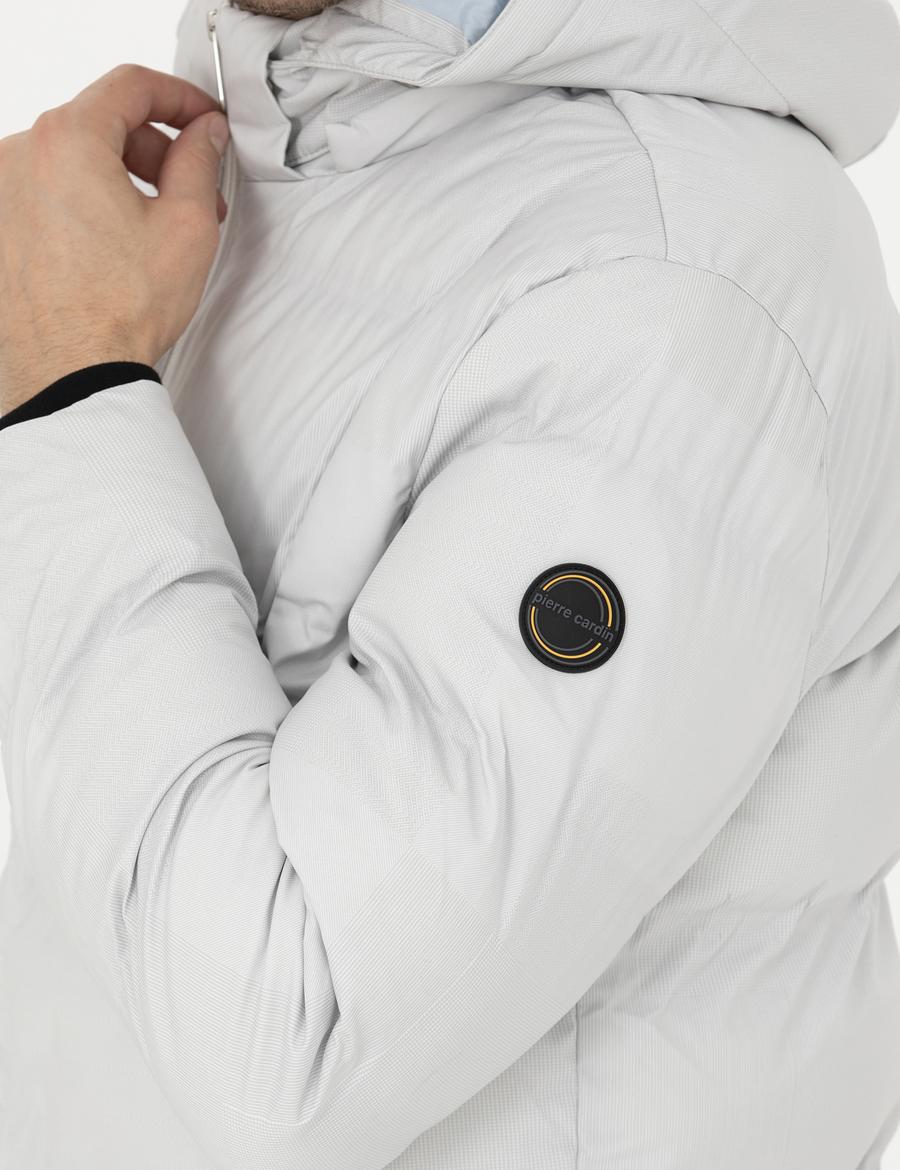 Açık Gri Kapüşonlu Şişme Spor Mont