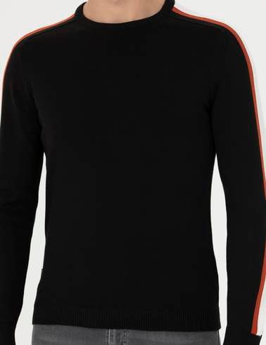 Siyah Slim Fit Bisiklet Yaka Triko Kazak