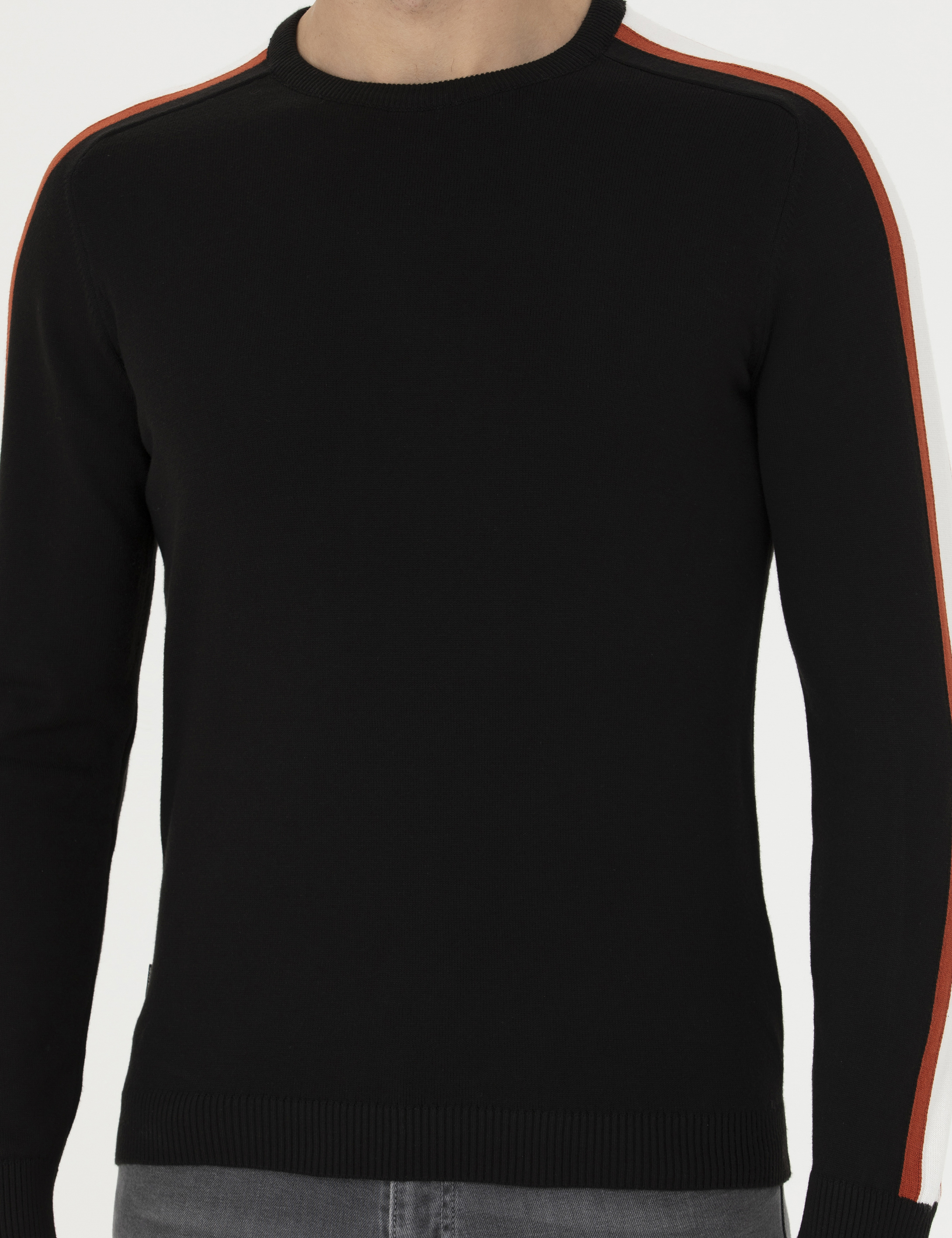Siyah Slim Fit Bisiklet Yaka Triko Kazak