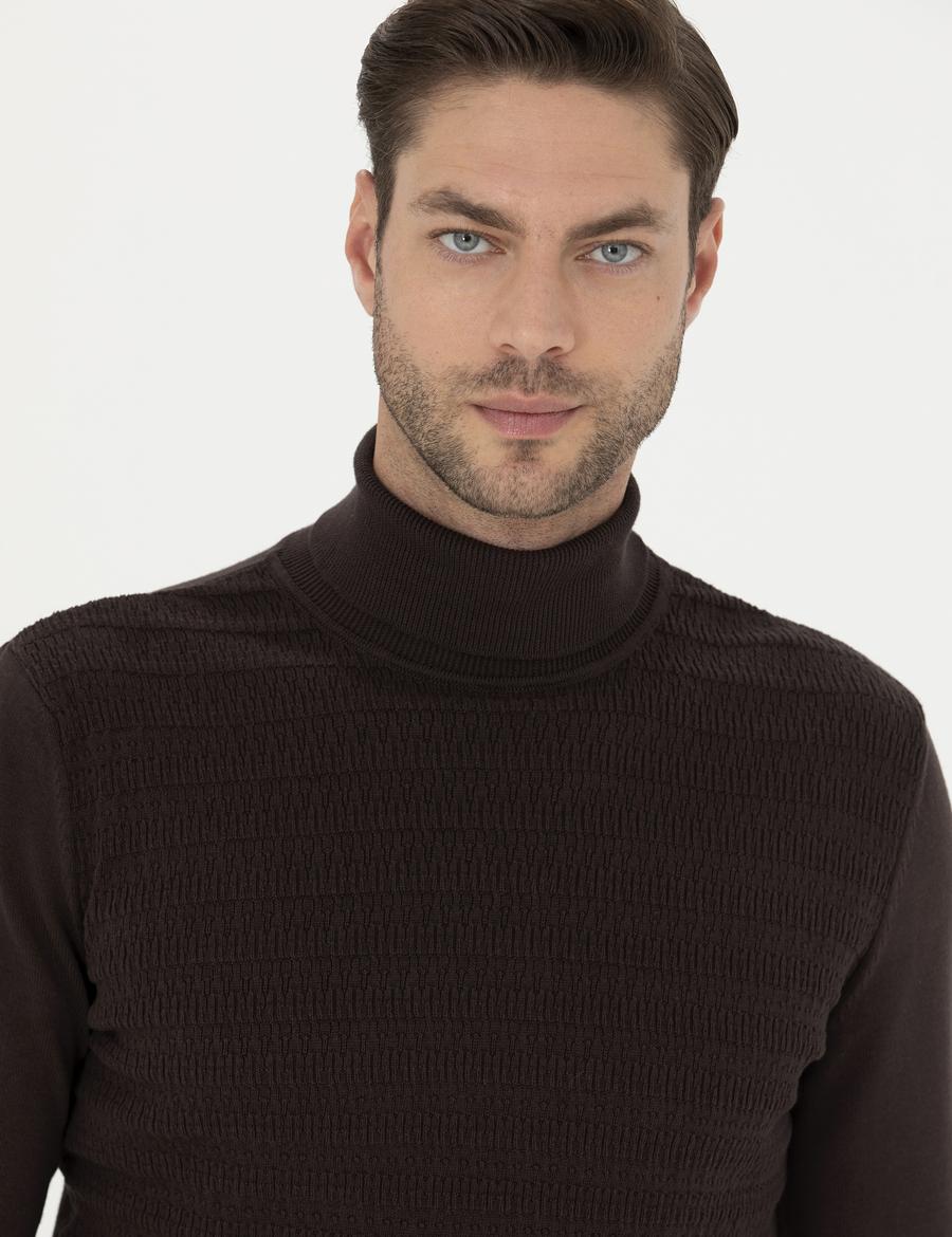 Kahverengi Slim Fit Balıkçı Yaka Triko Kazak