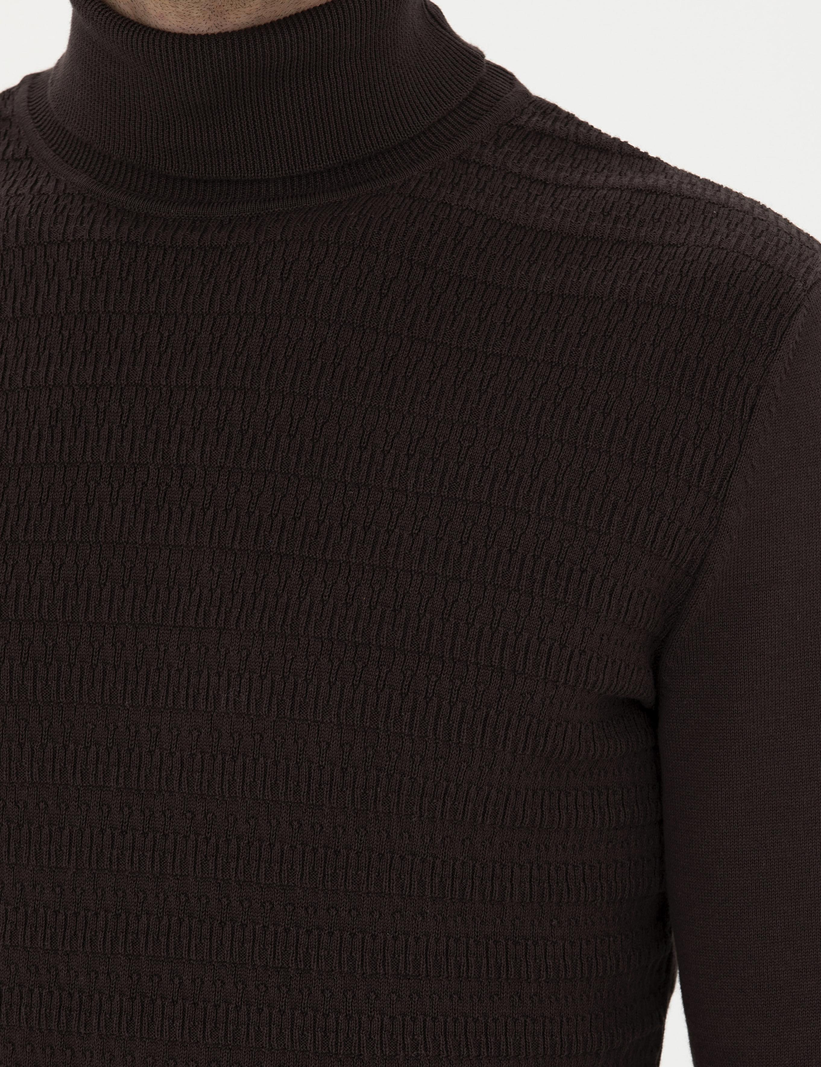 Kahverengi Slim Fit Balıkçı Yaka Triko Kazak