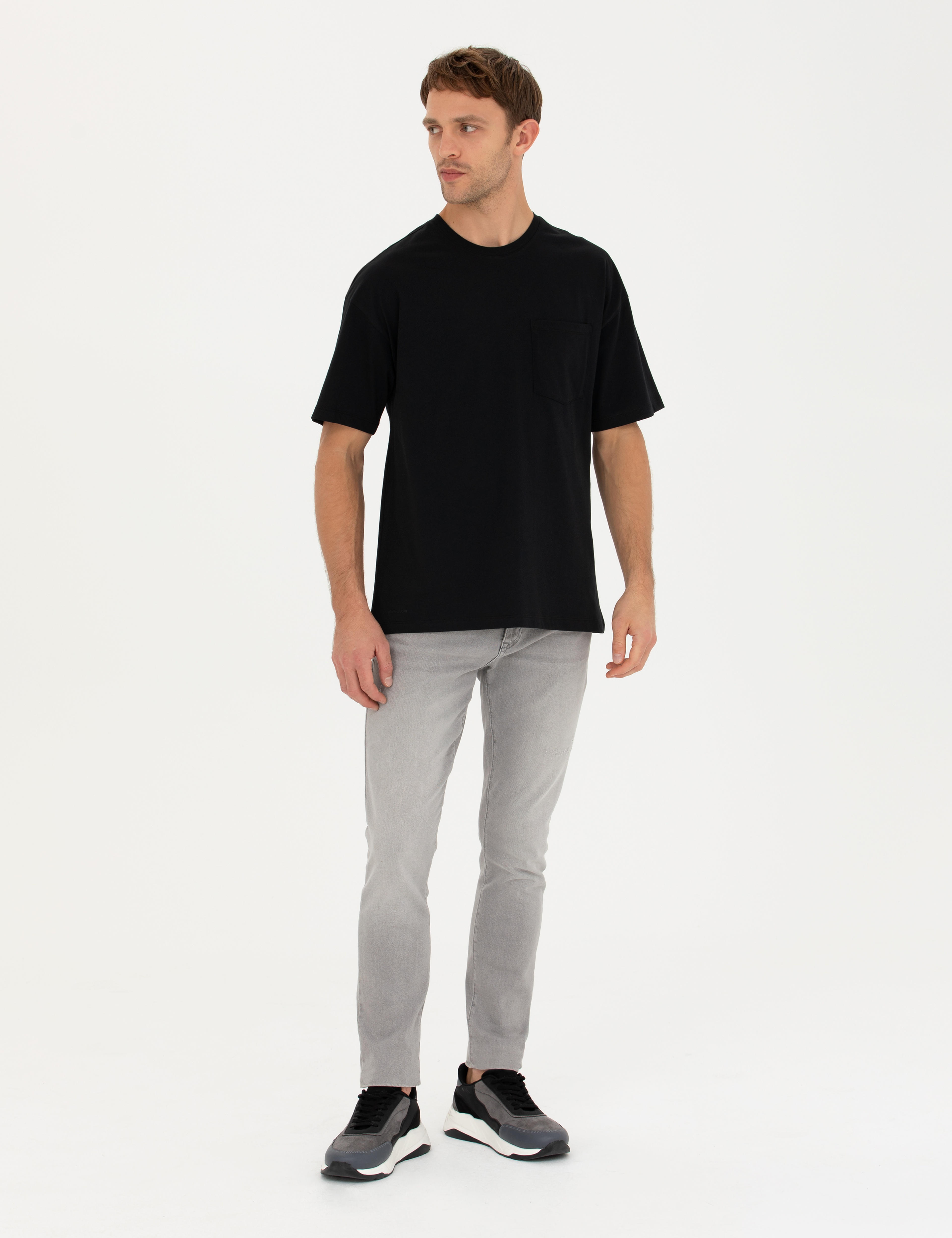 Siyah Comfort Fit %100 Pamuk Bisiklet Yaka Tişört