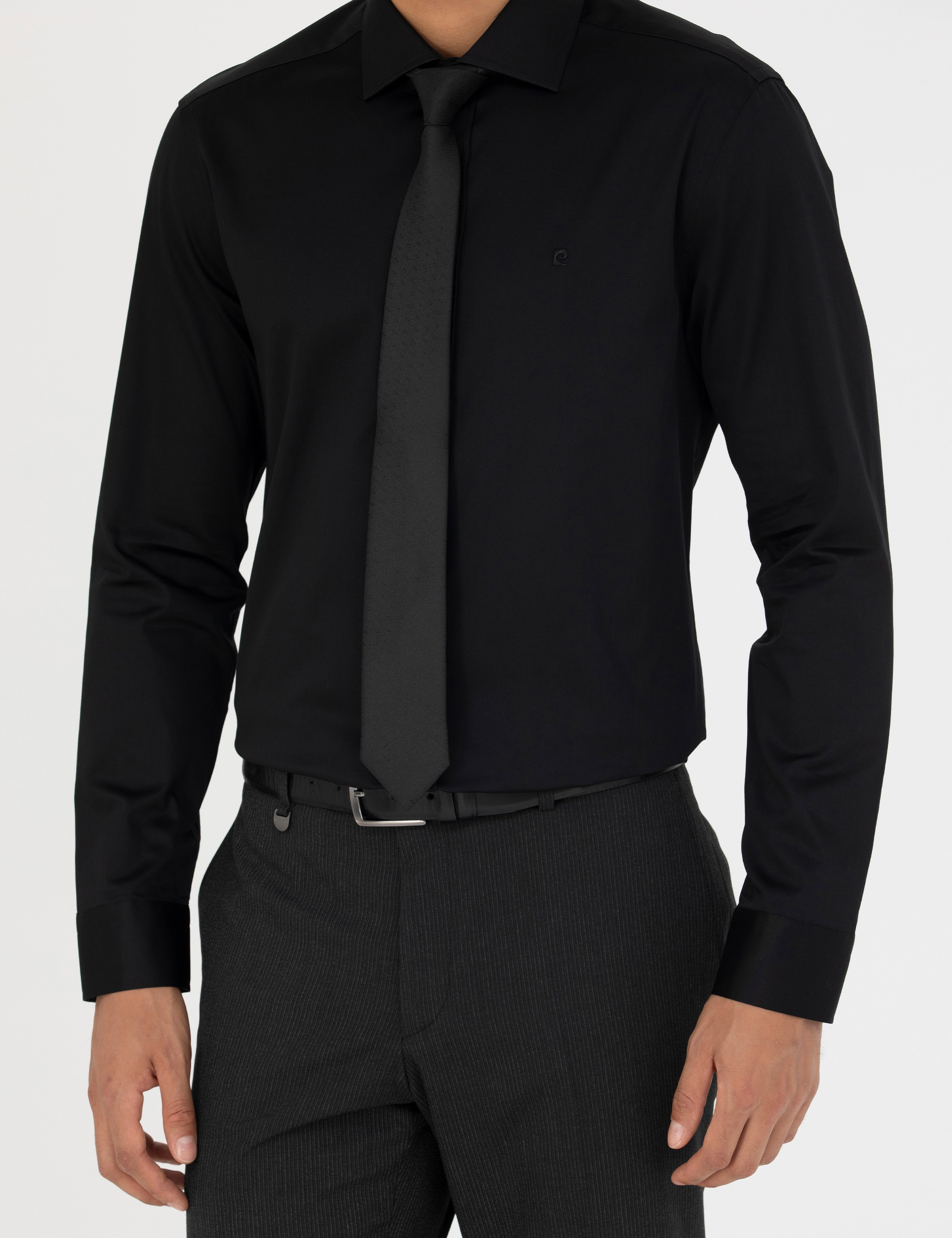 Siyah Slim Fit Uzun Kollu Gömlek
