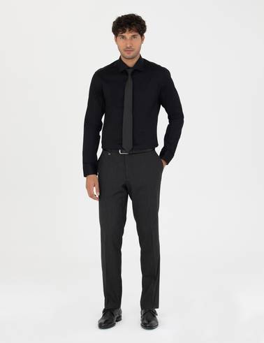 Siyah Slim Fit Uzun Kollu Gömlek