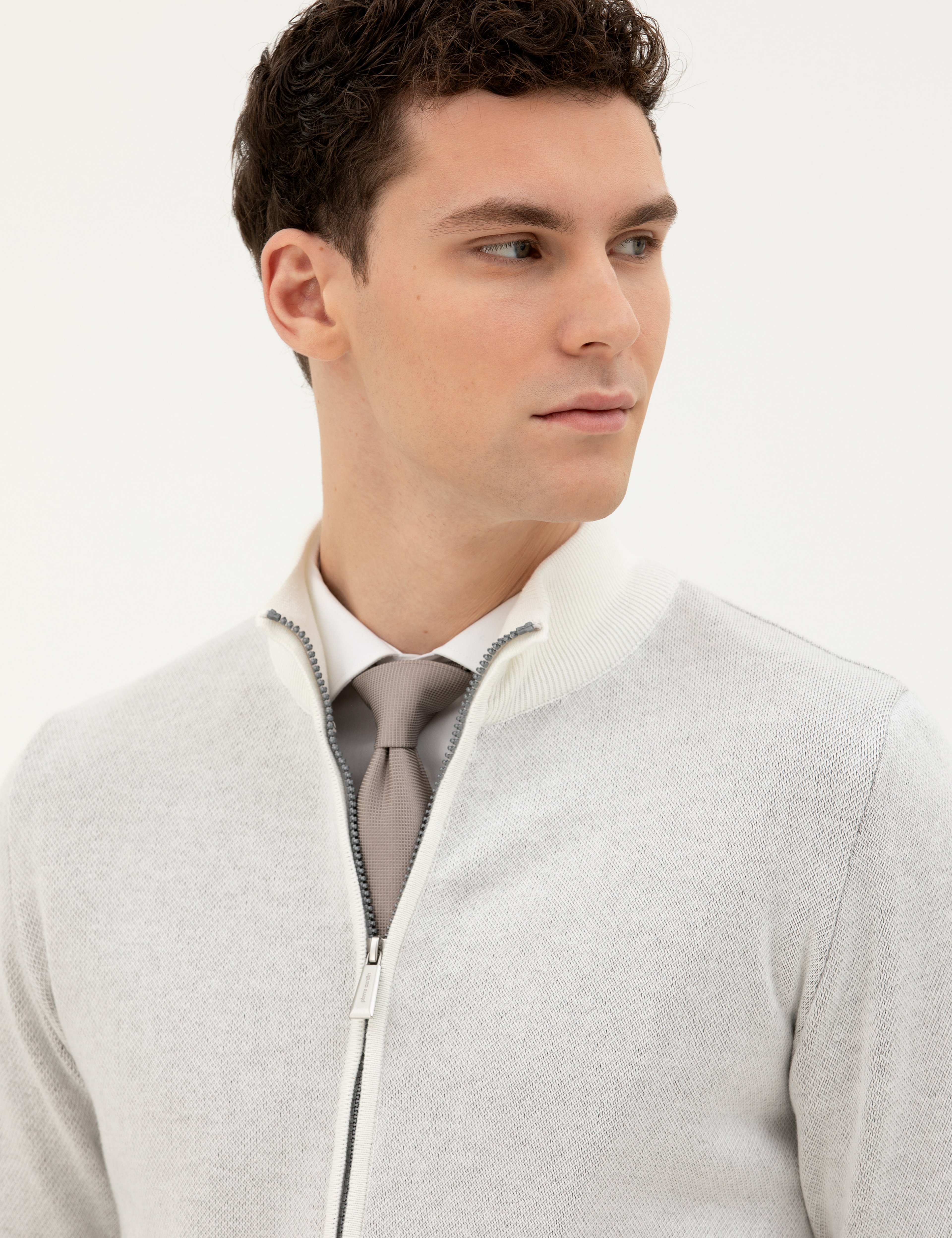 Ekru Slim Fit Fermuarlı Triko Hırka - Image 2