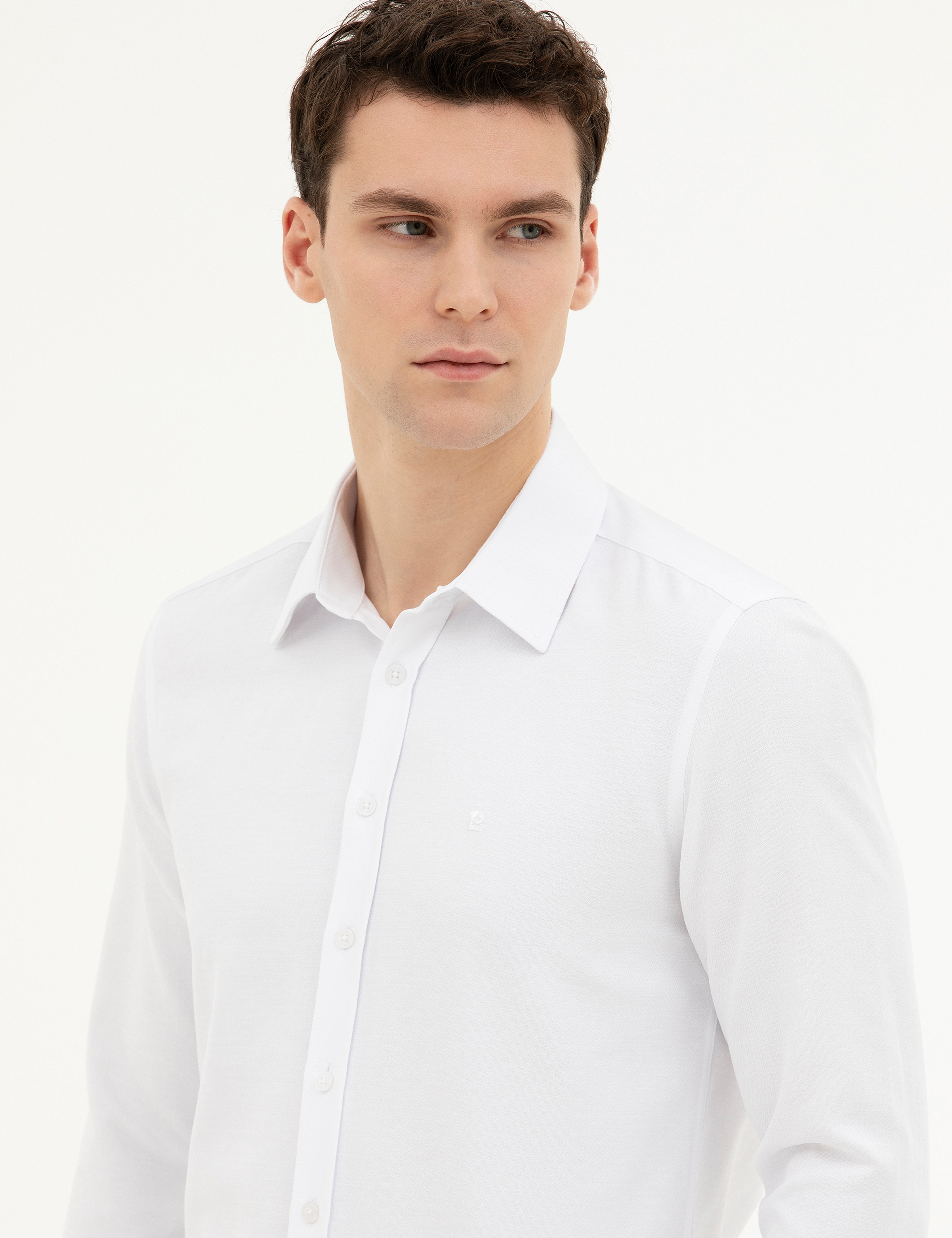 Beyaz Slim Fit Uzun Kollu Gömlek