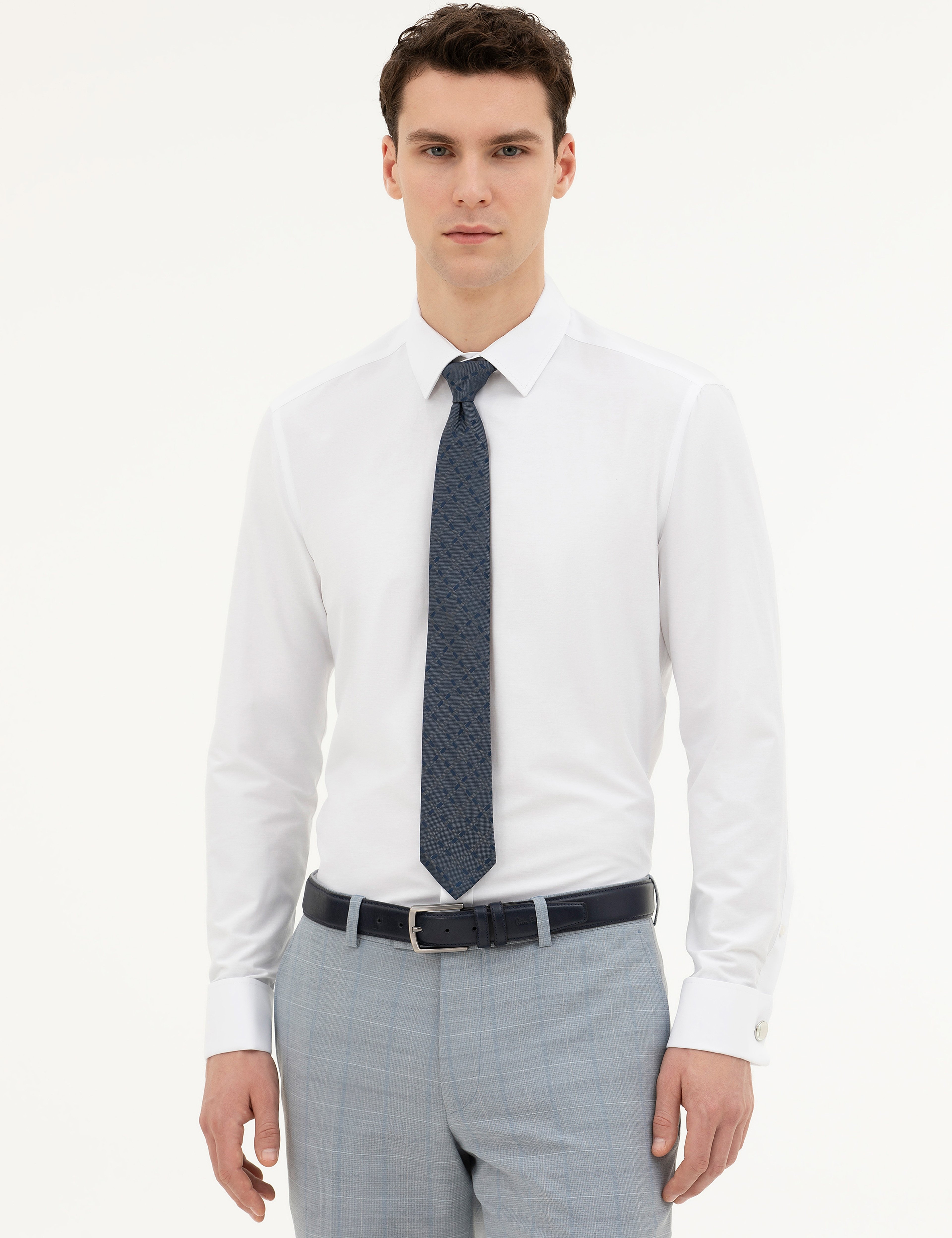 Beyaz Slim Fit Uzun Kollu Basic Gömlek - Image 1
