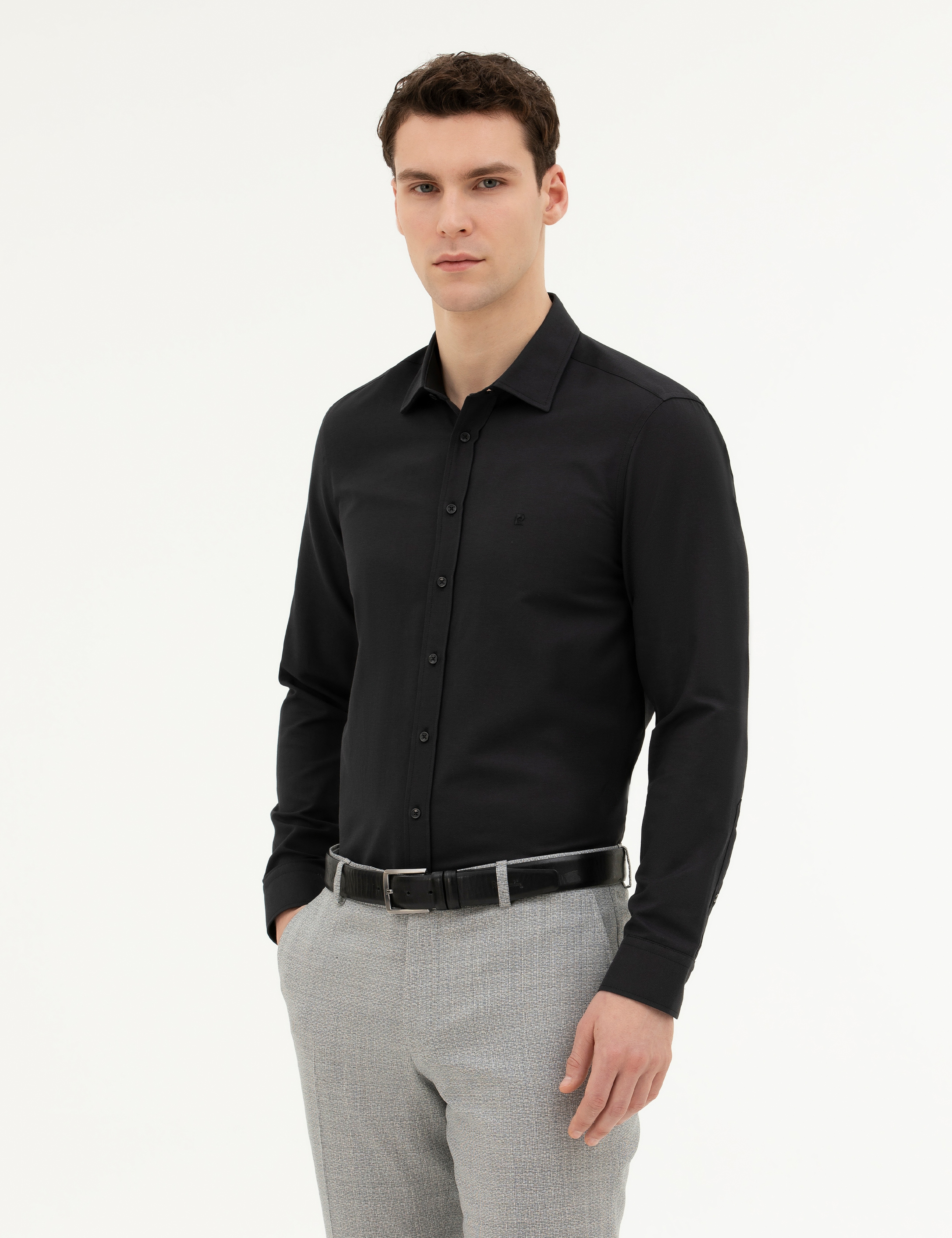 Siyah Slim Fit Uzun Kollu Gömlek - Image 1