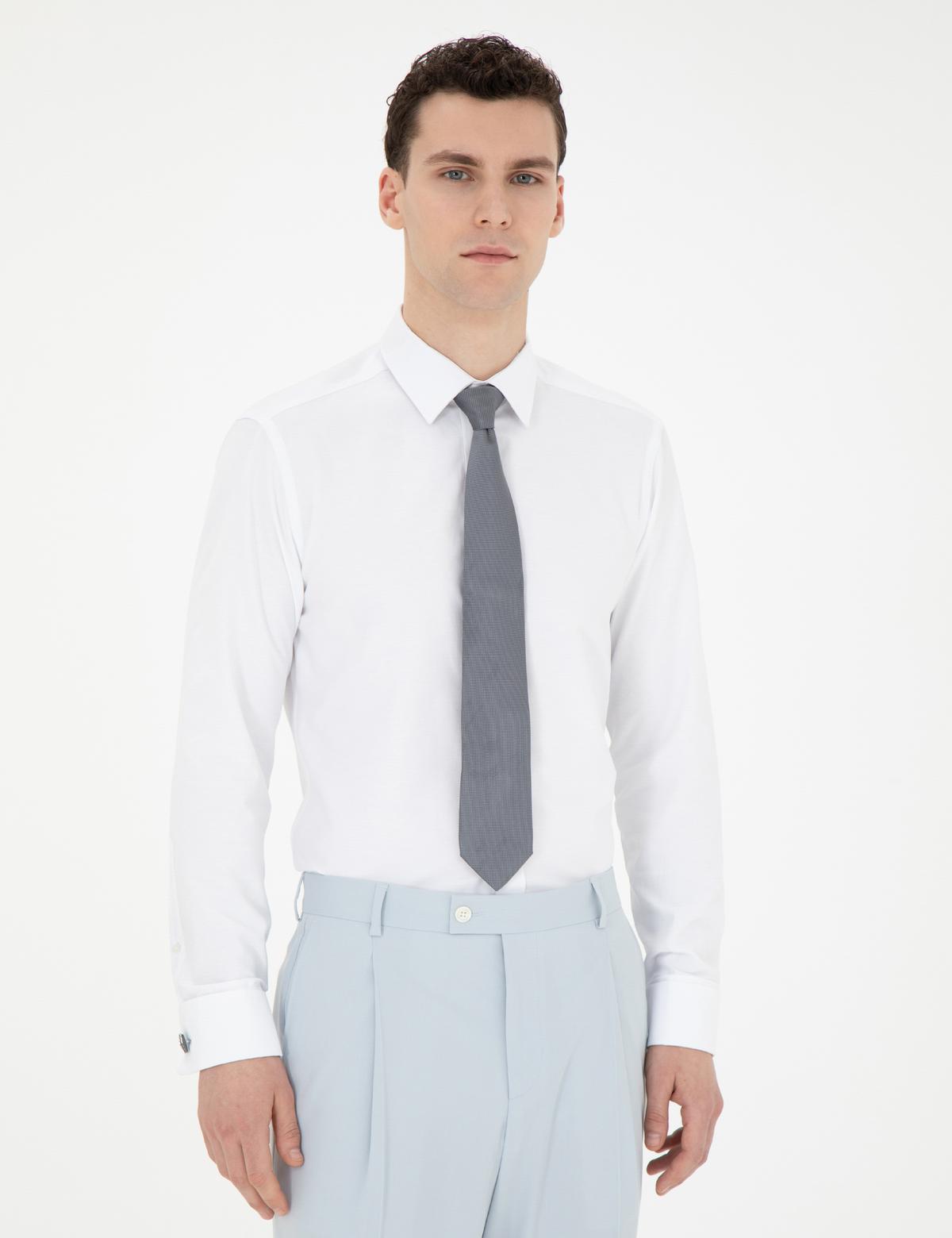 Beyaz Slim Fit Uzun Kollu Klasik Gömlek