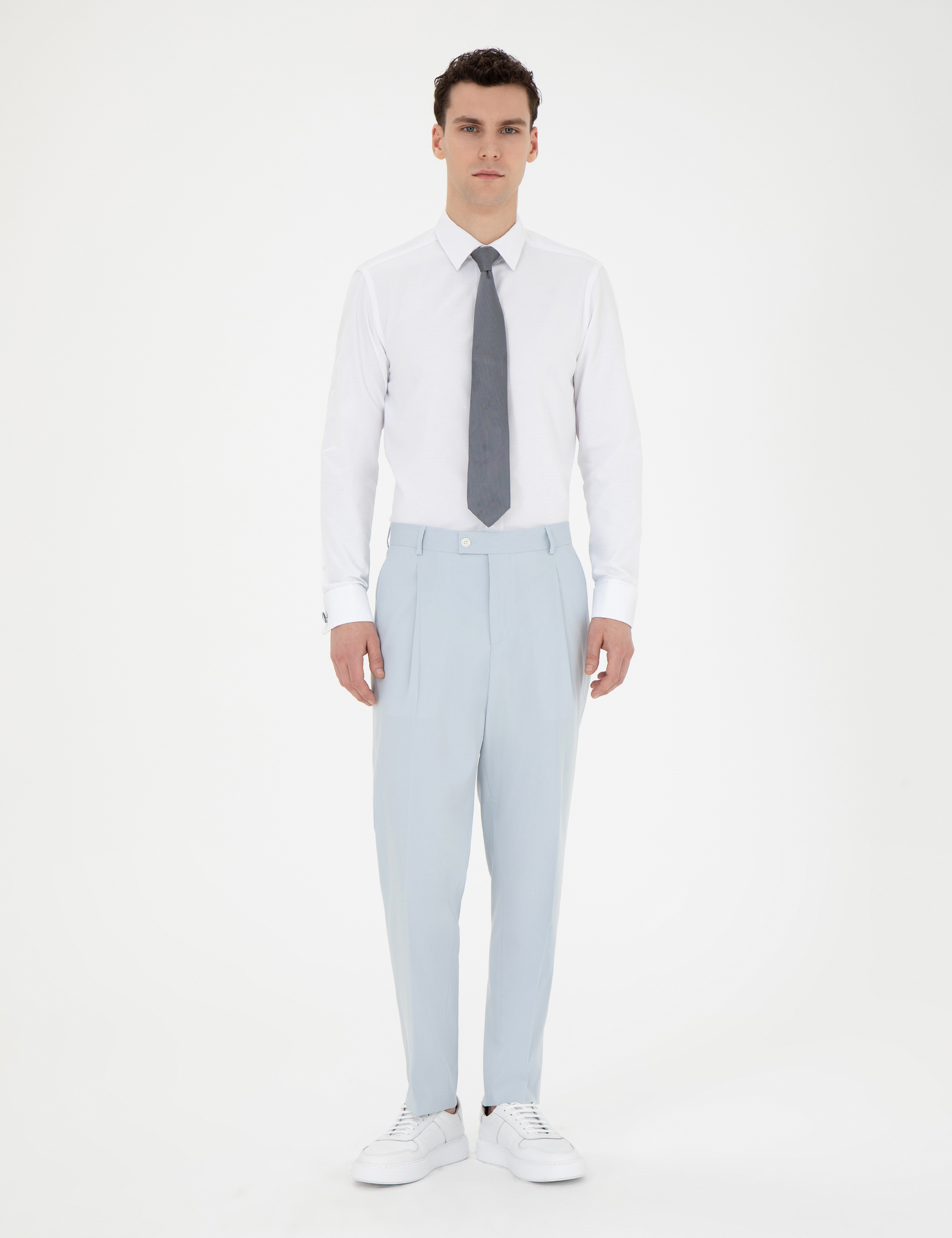 Beyaz Slim Fit Uzun Kollu Klasik Gömlek