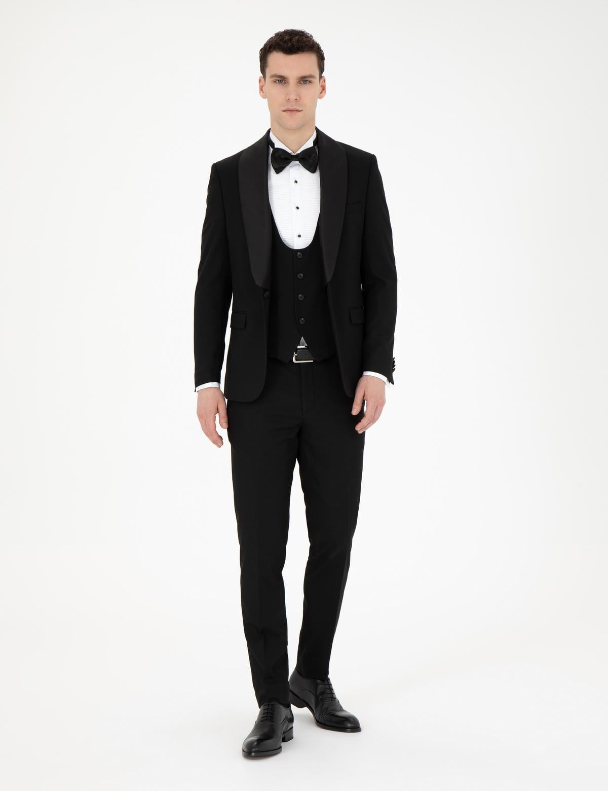 Siyah Ex. Slim Fit Yelekli Smokin