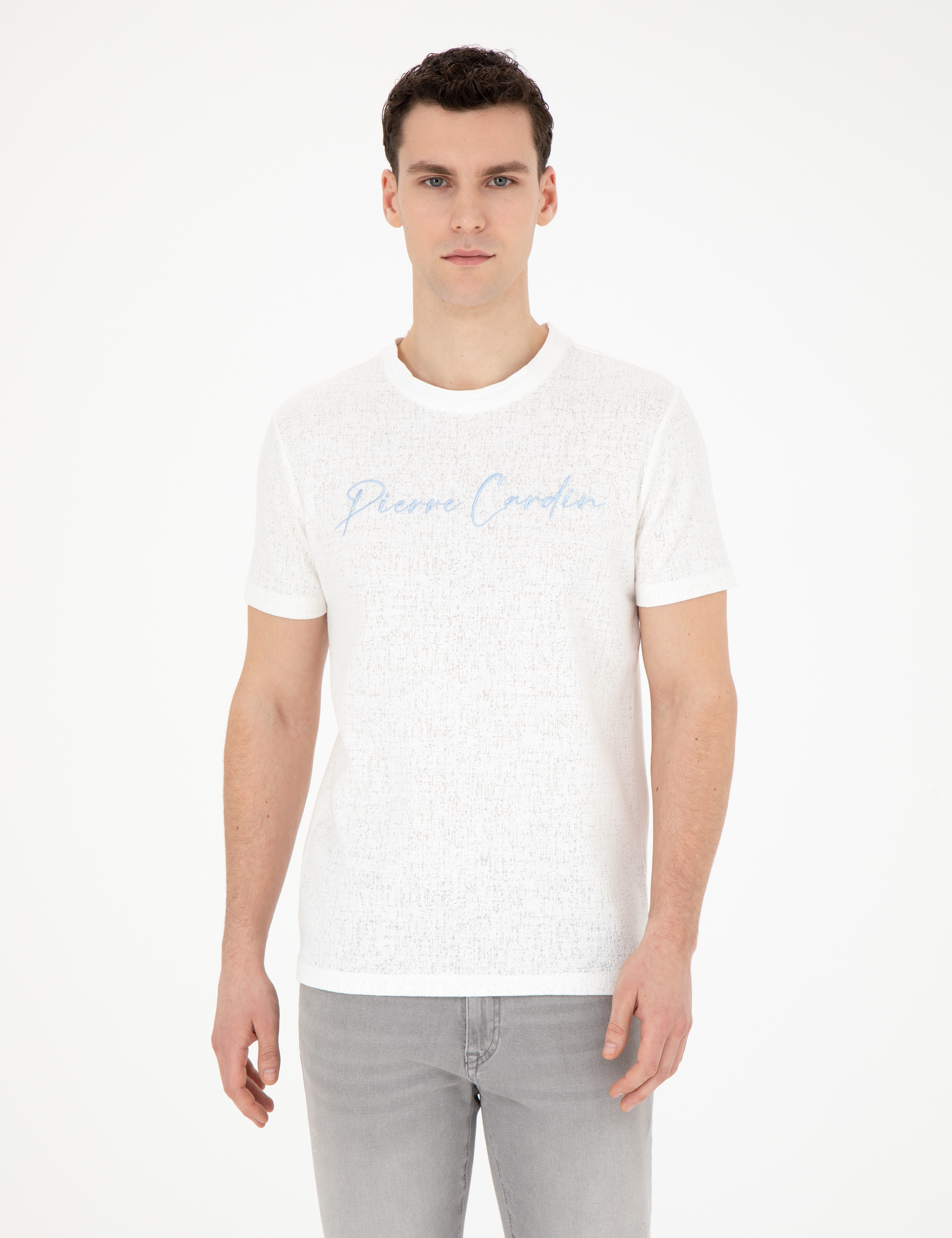 Beyaz Slim Fit Bisiklet Yaka Tişört - Image 1