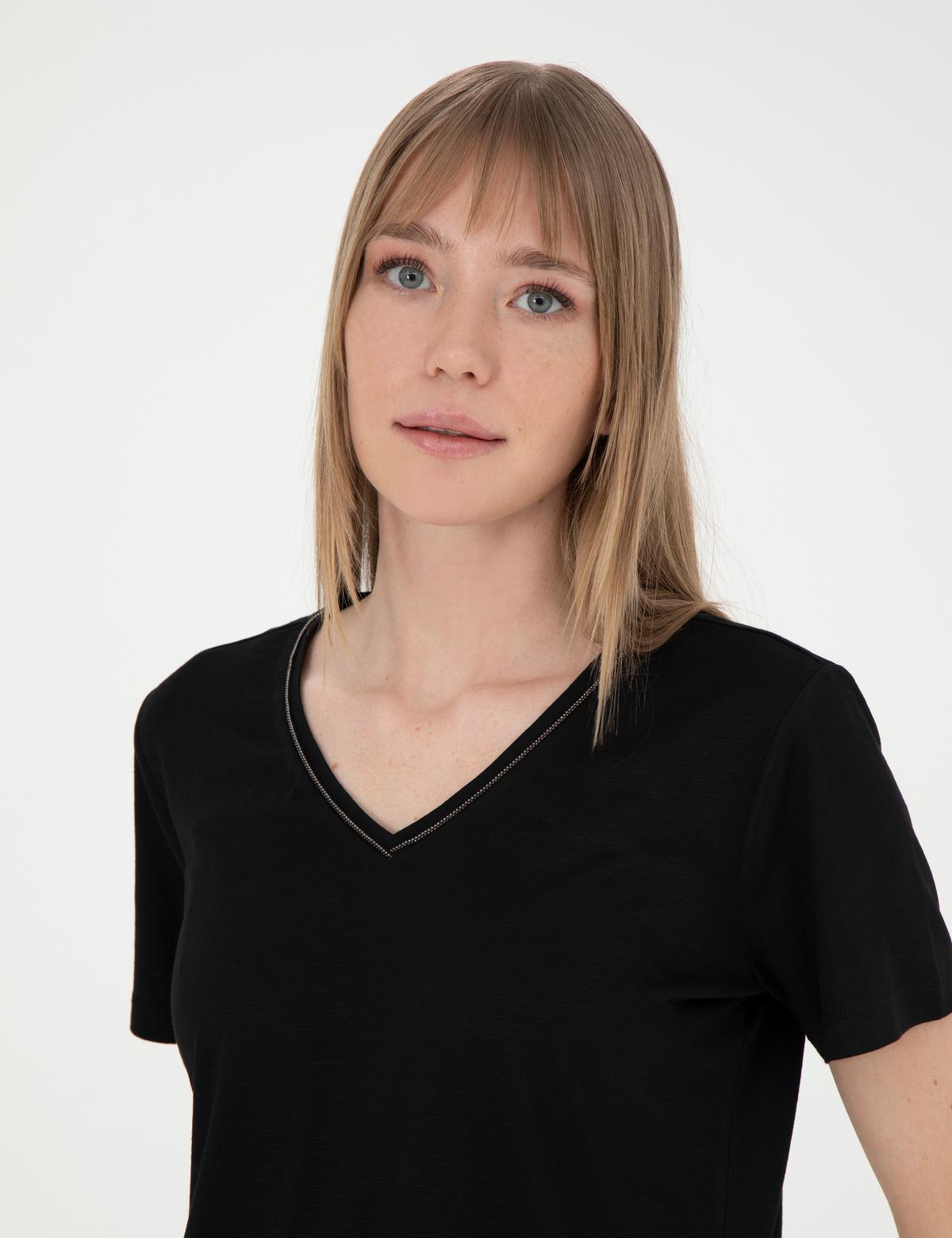 Siyah Regular Fit Tişört - 50258632002