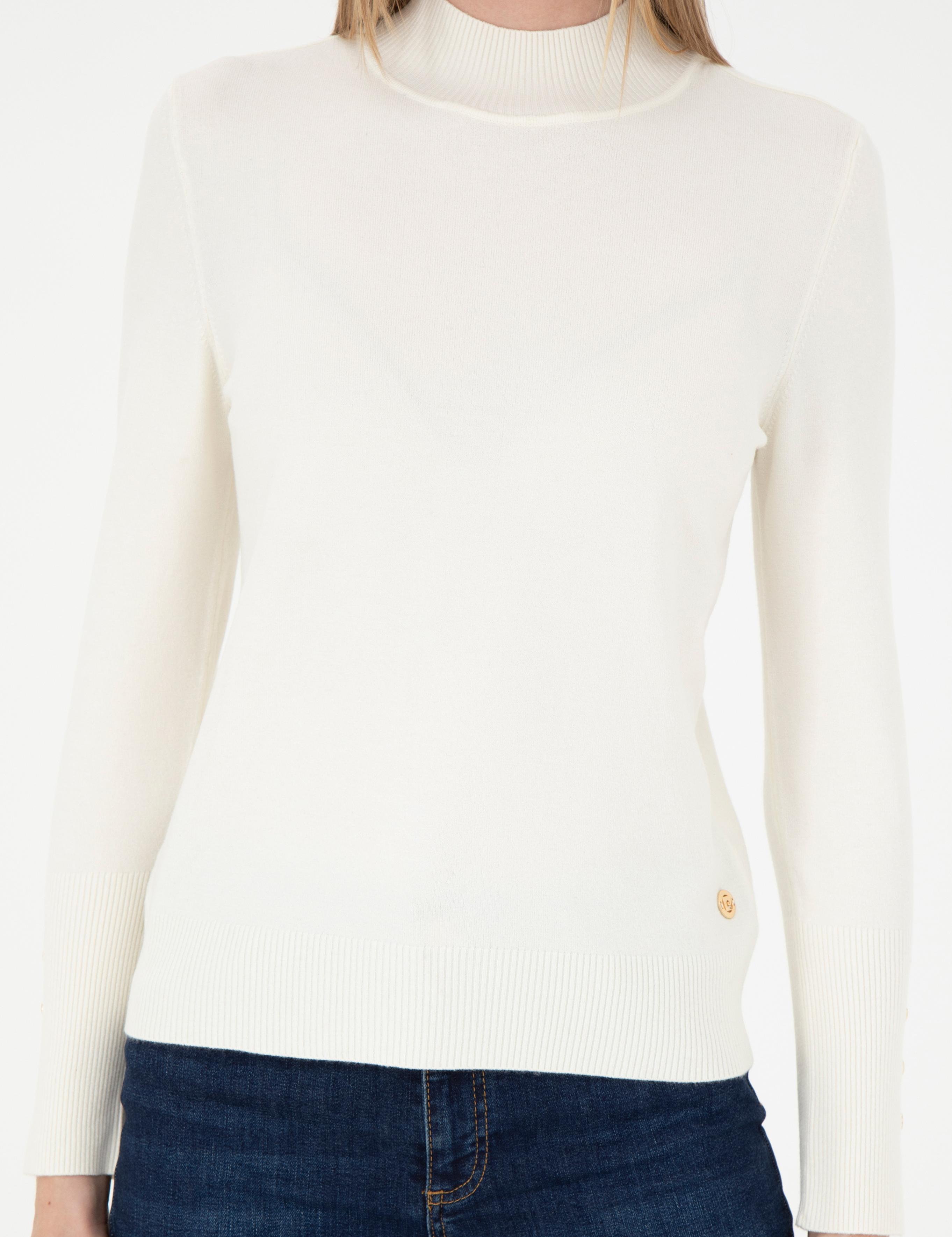 Ekru Slim Fit Yarım Balıkçı Yaka Kazak