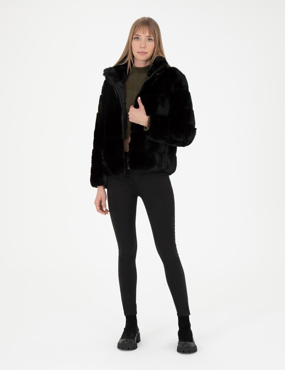 Siyah Comfort Fit Suni Kürk - 50272215002