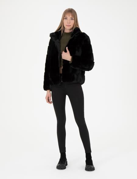 Siyah Comfort Fit Suni Kürk - 50272215002