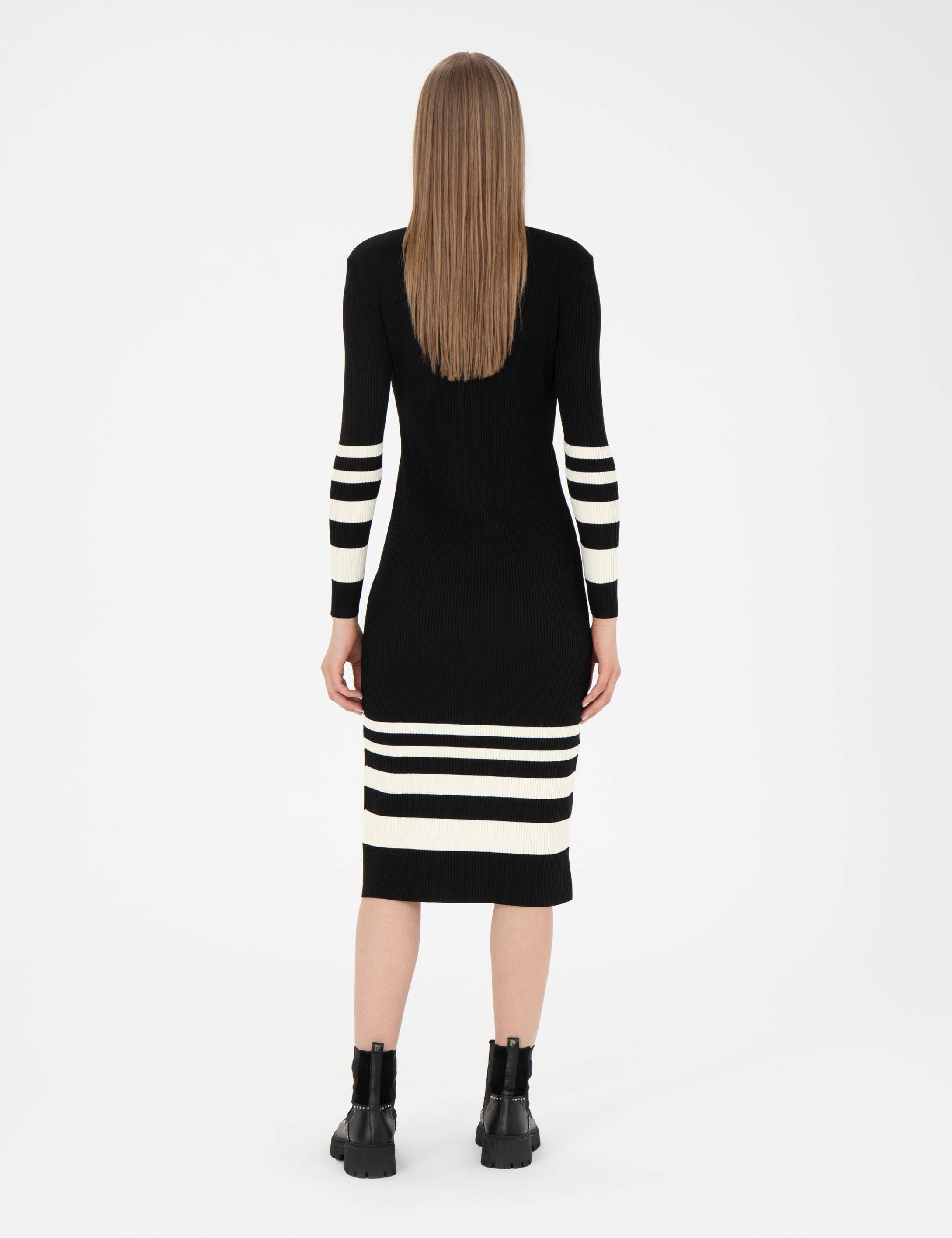 Siyah Slim Fit Triko Elbise