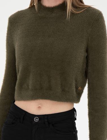 Haki Crop Top Kazak
