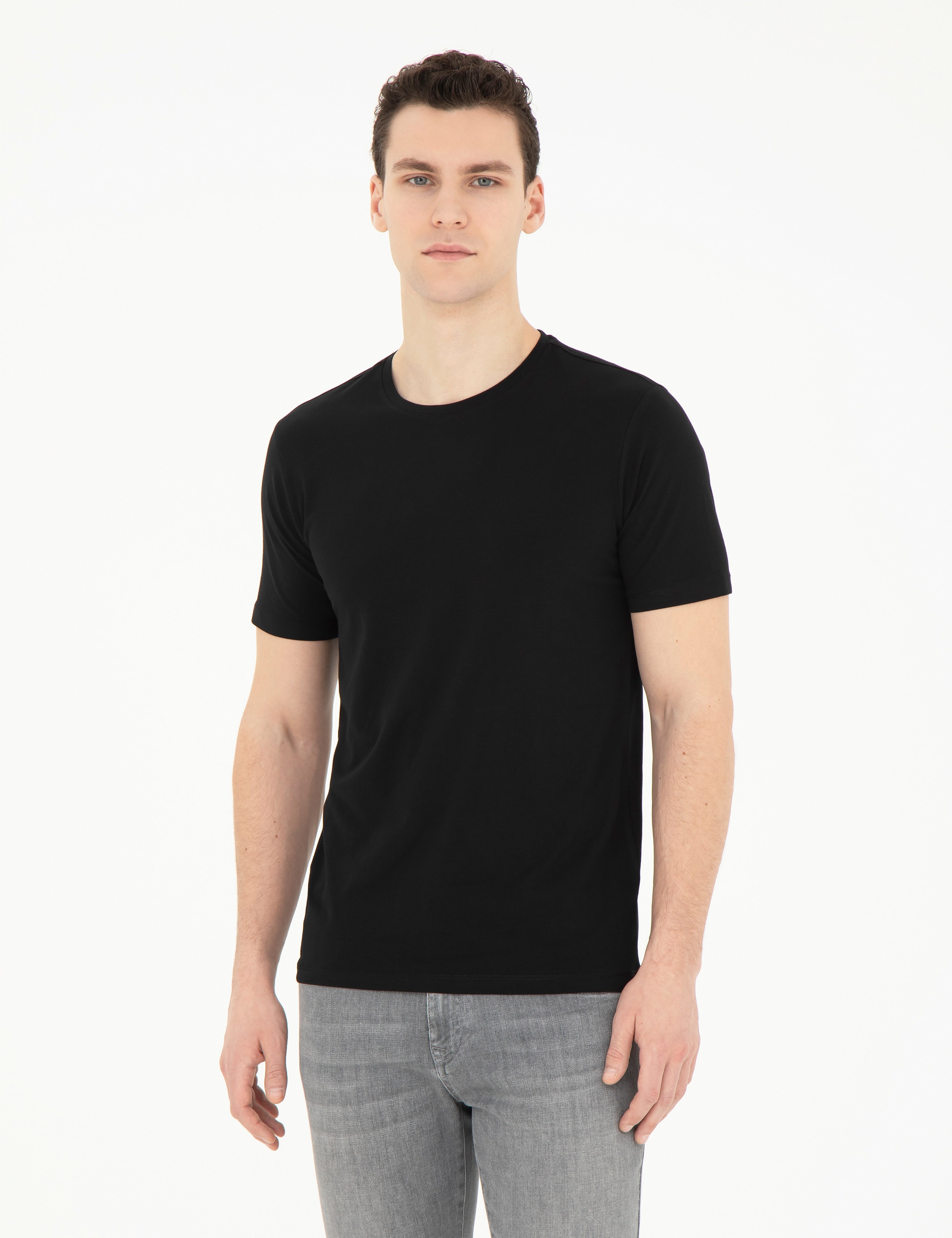 Siyah Slim Fit Bisiklet Yaka Basic Tişört