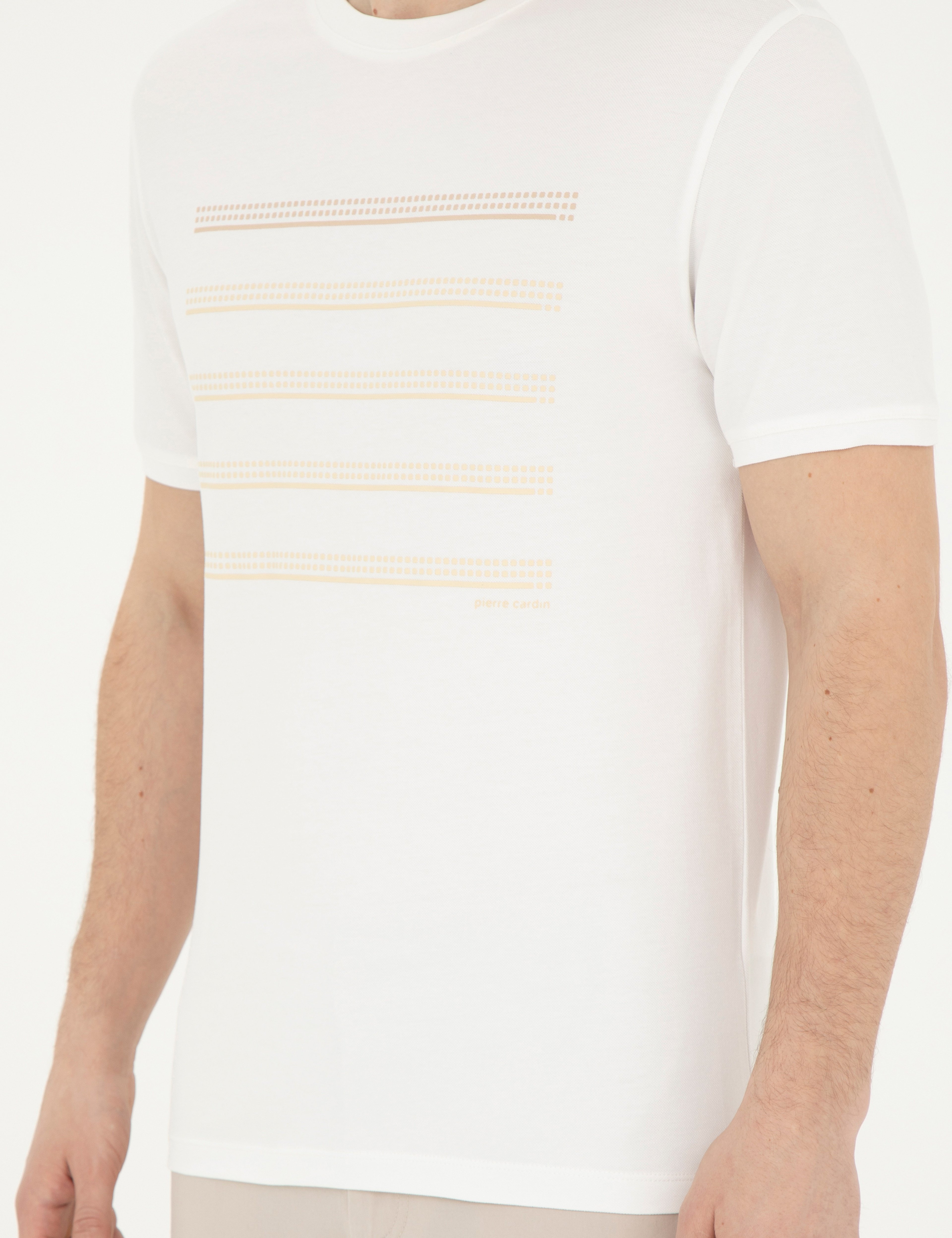 Ekru Slim Fit Bisiklet Yaka Tişört