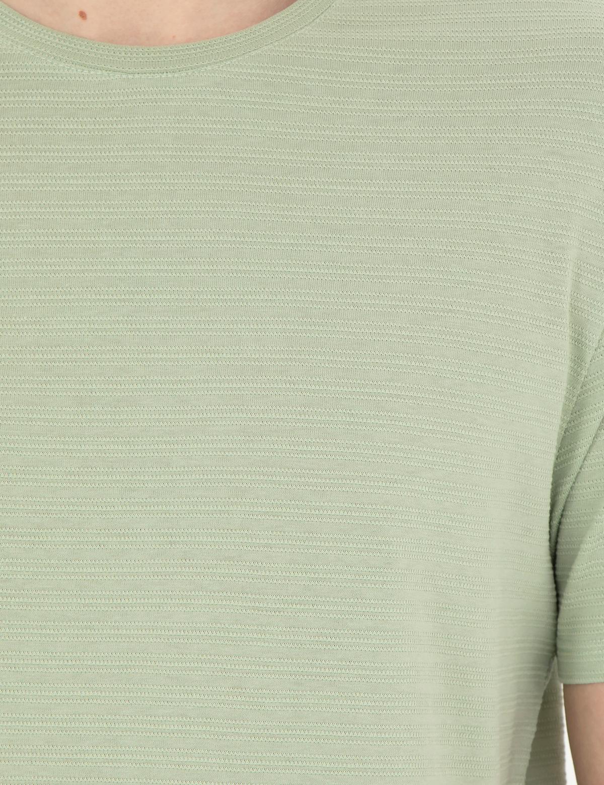 Yeşil Regular Fit Tişört - 50284305033