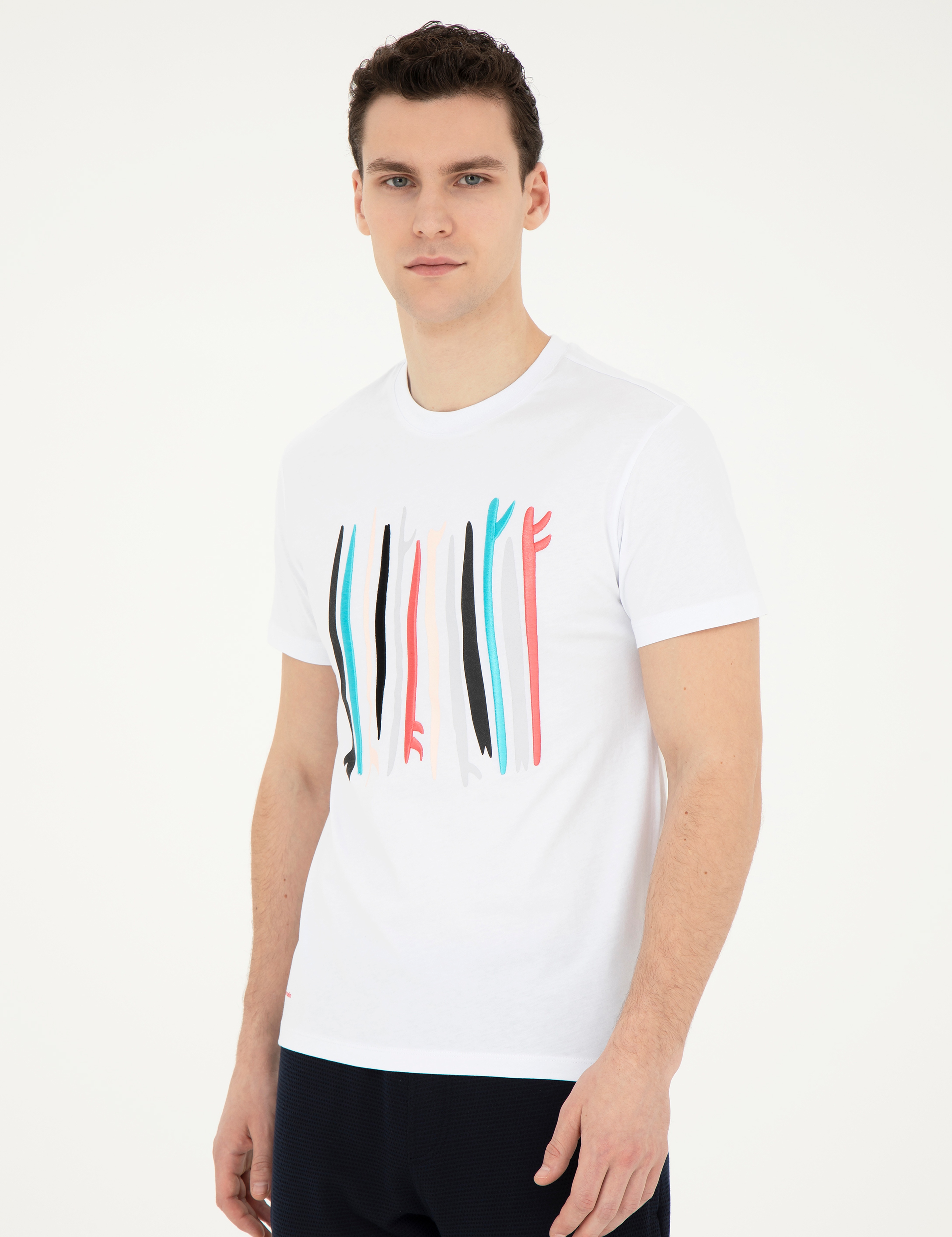Beyaz Slim Fit Tişört - Image 3