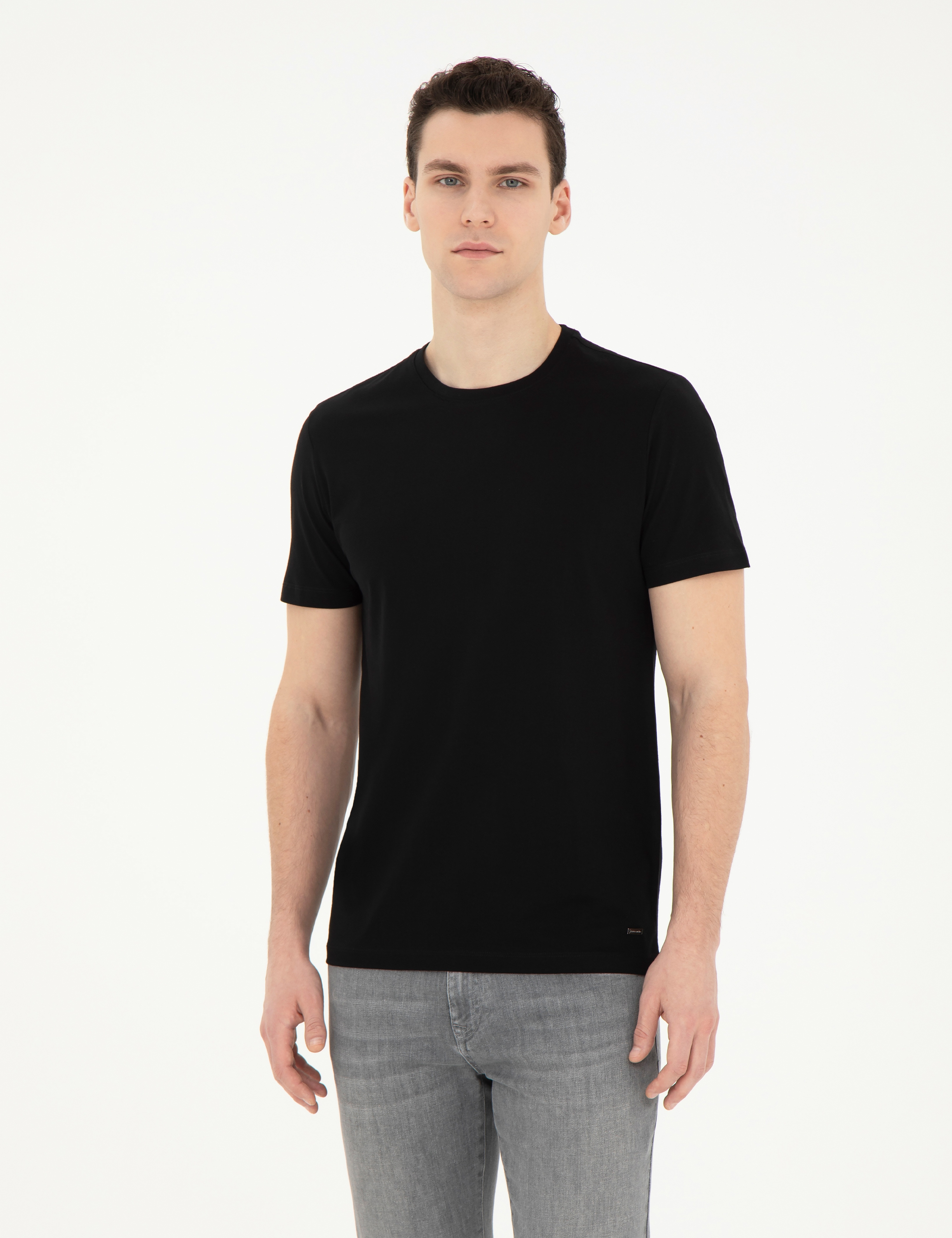 Siyah Slim Fit %100 Pamuk Bisiklet Yaka Tişört