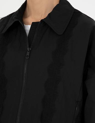 Siyah Comfort Fit Mevsimlik Mont