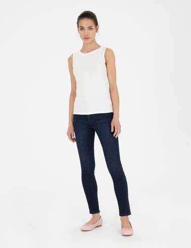 Beyaz Ex. Slim Fit Tişört