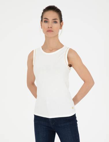 Beyaz Ex. Slim Fit Tişört