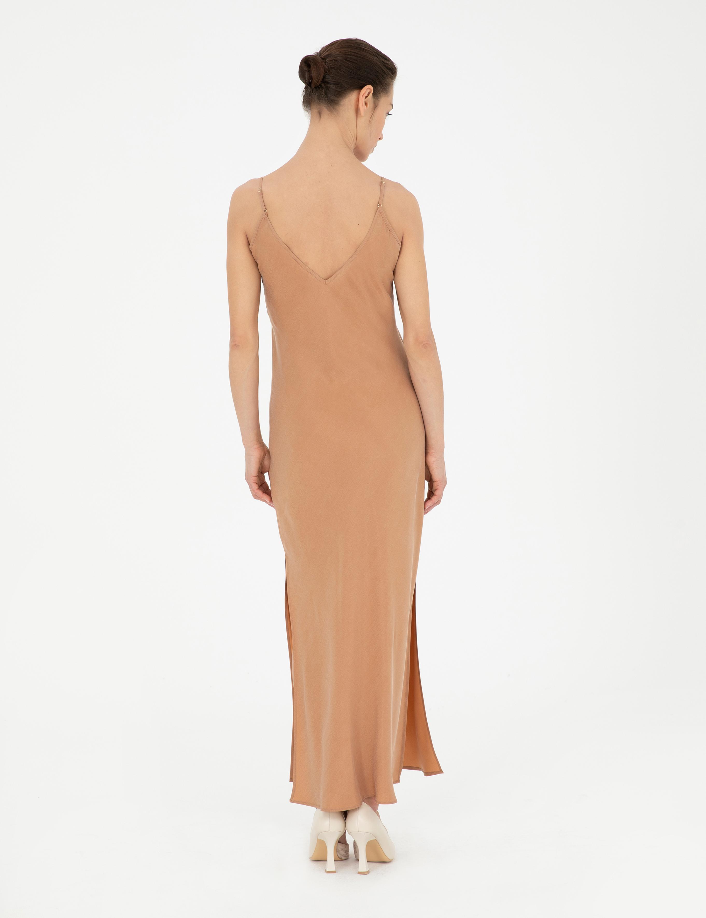 Kahverengi Slim Fit Yırtmaçlı Dokuma Elbise