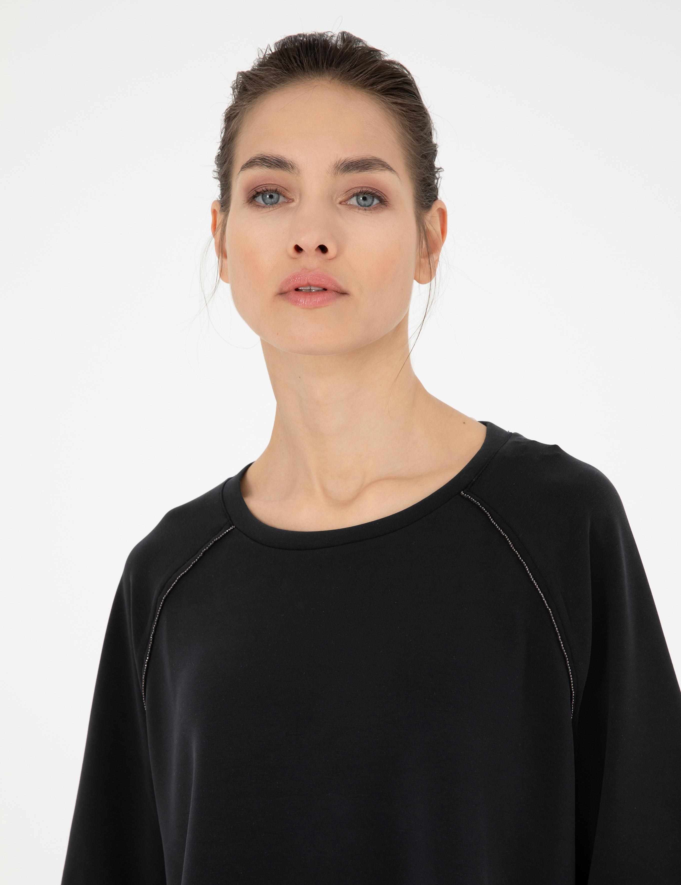 Siyah Comfort Fit Sweatshirt
