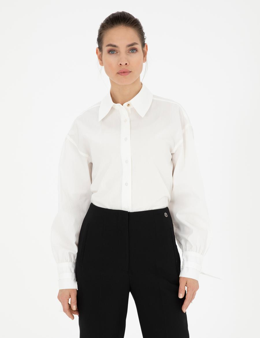 Beyaz Comfort Fit Uzun Kollu Gömlek