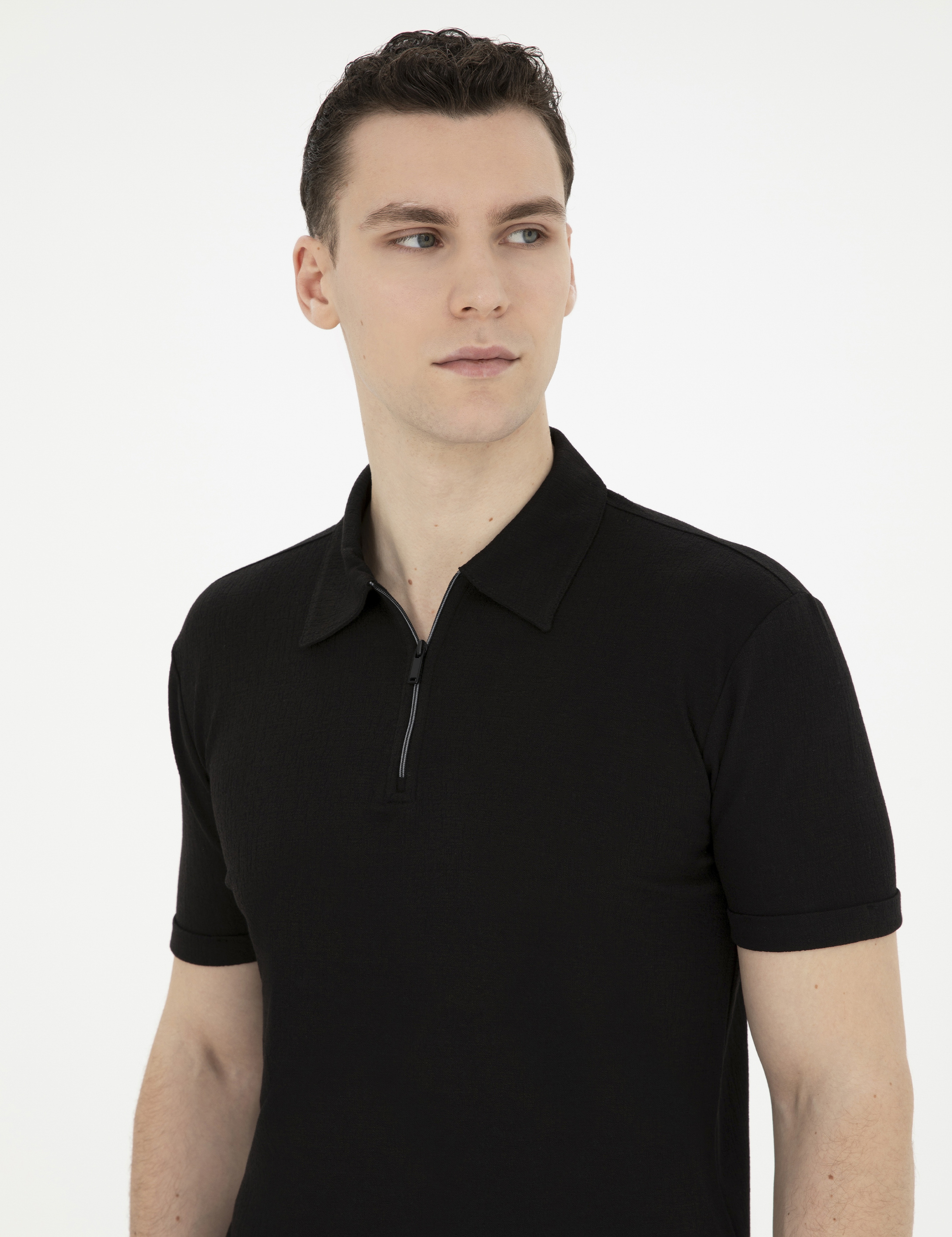 Siyah Slim Fit Fermuarlı Polo Yaka Tişört - Image 2