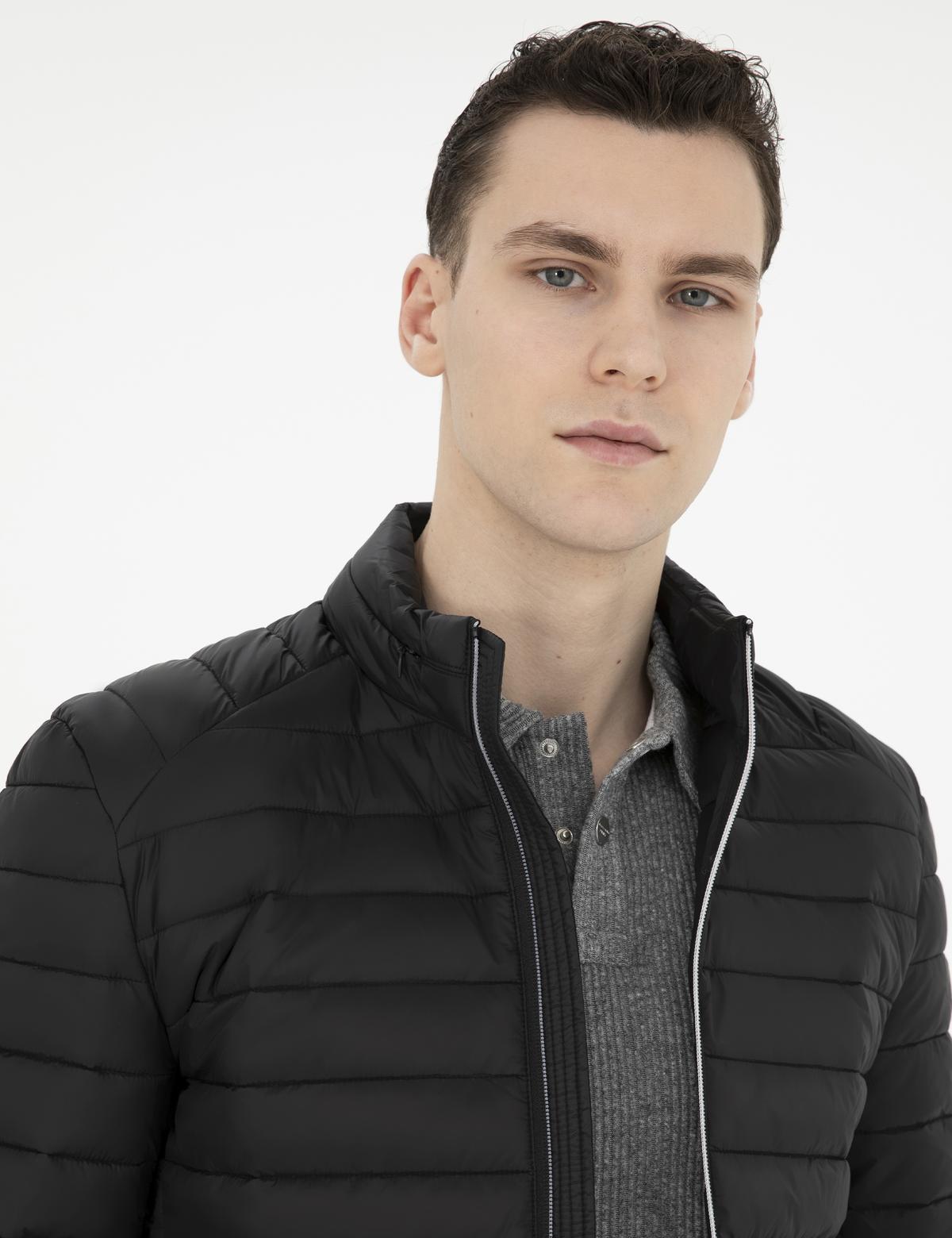 Siyah Şişme Mont - 50285384003