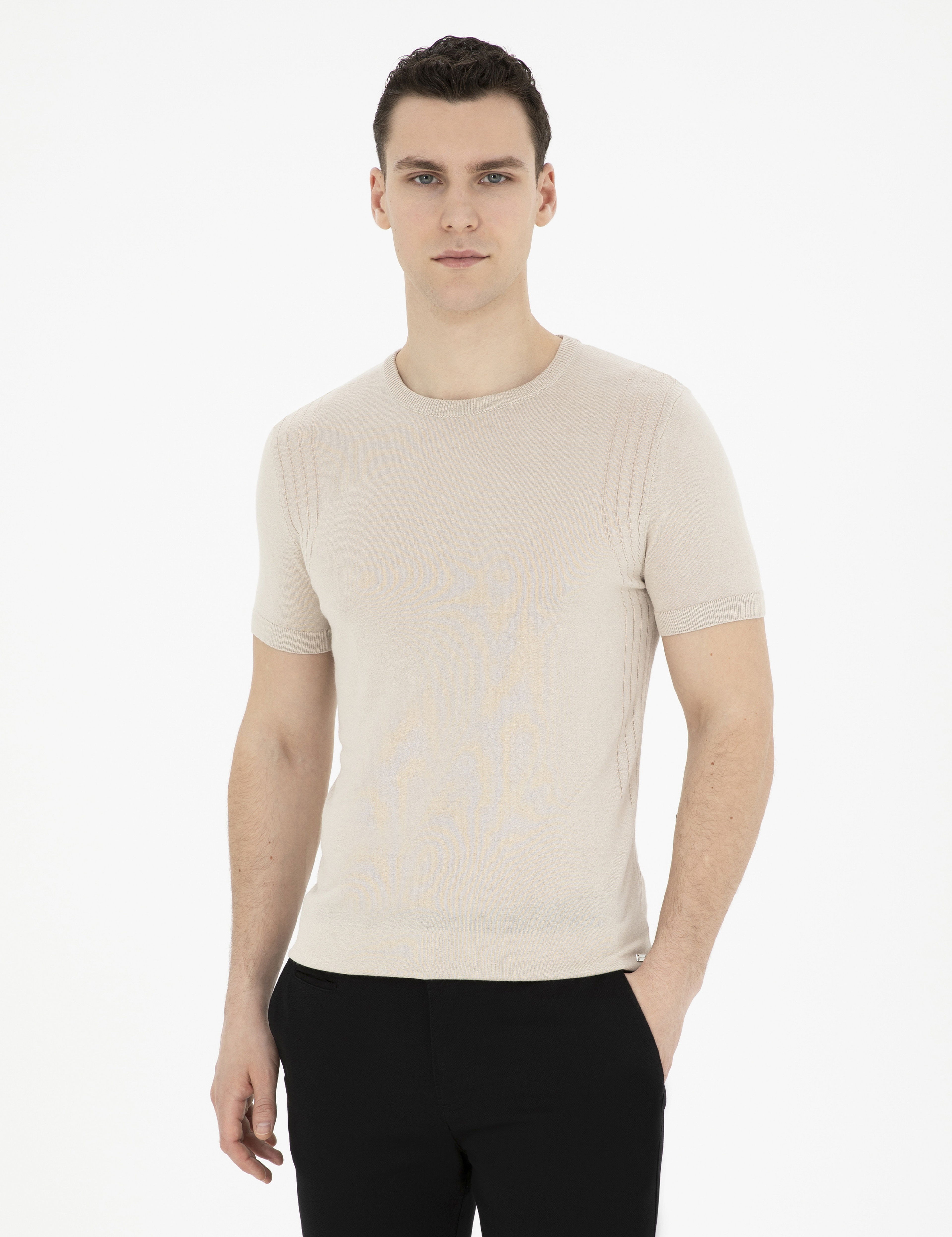 Bej Slim Fit Bisiklet Yaka Triko Tişört - Image 1