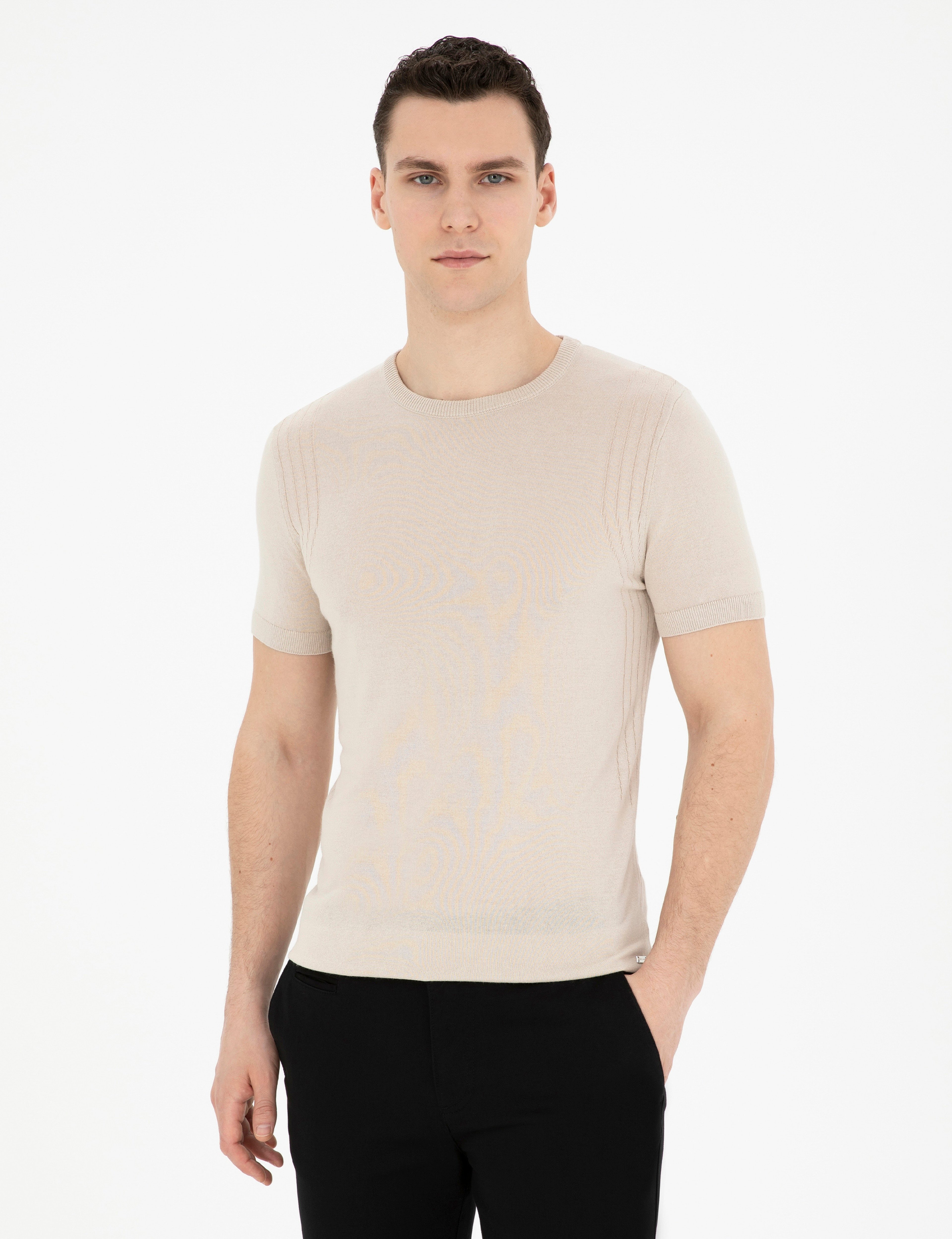 Bej Slim Fit Bisiklet Yaka Triko Tişört