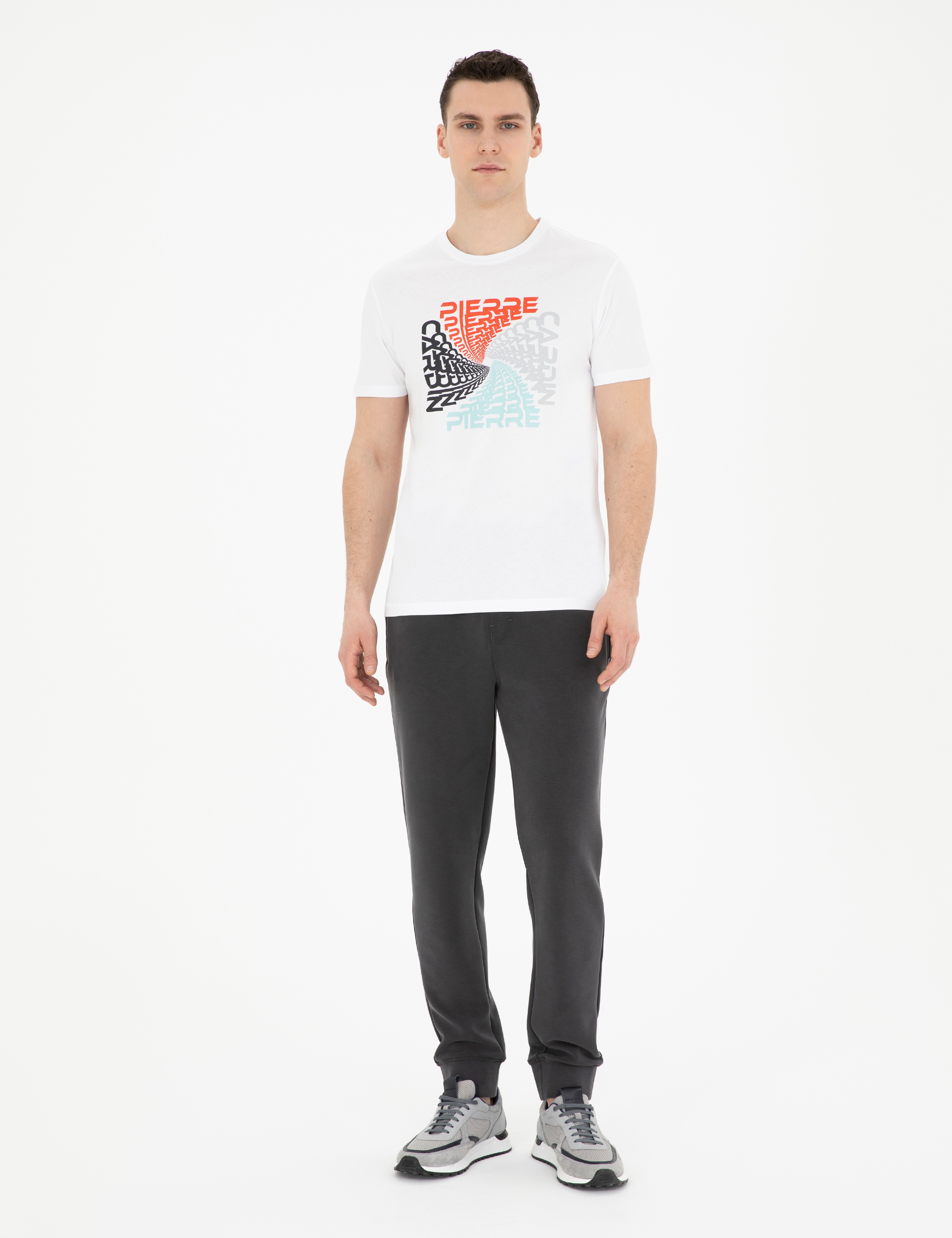 Beyaz Slim Fit %100 Pamuk Bisiklet Yaka Tişört