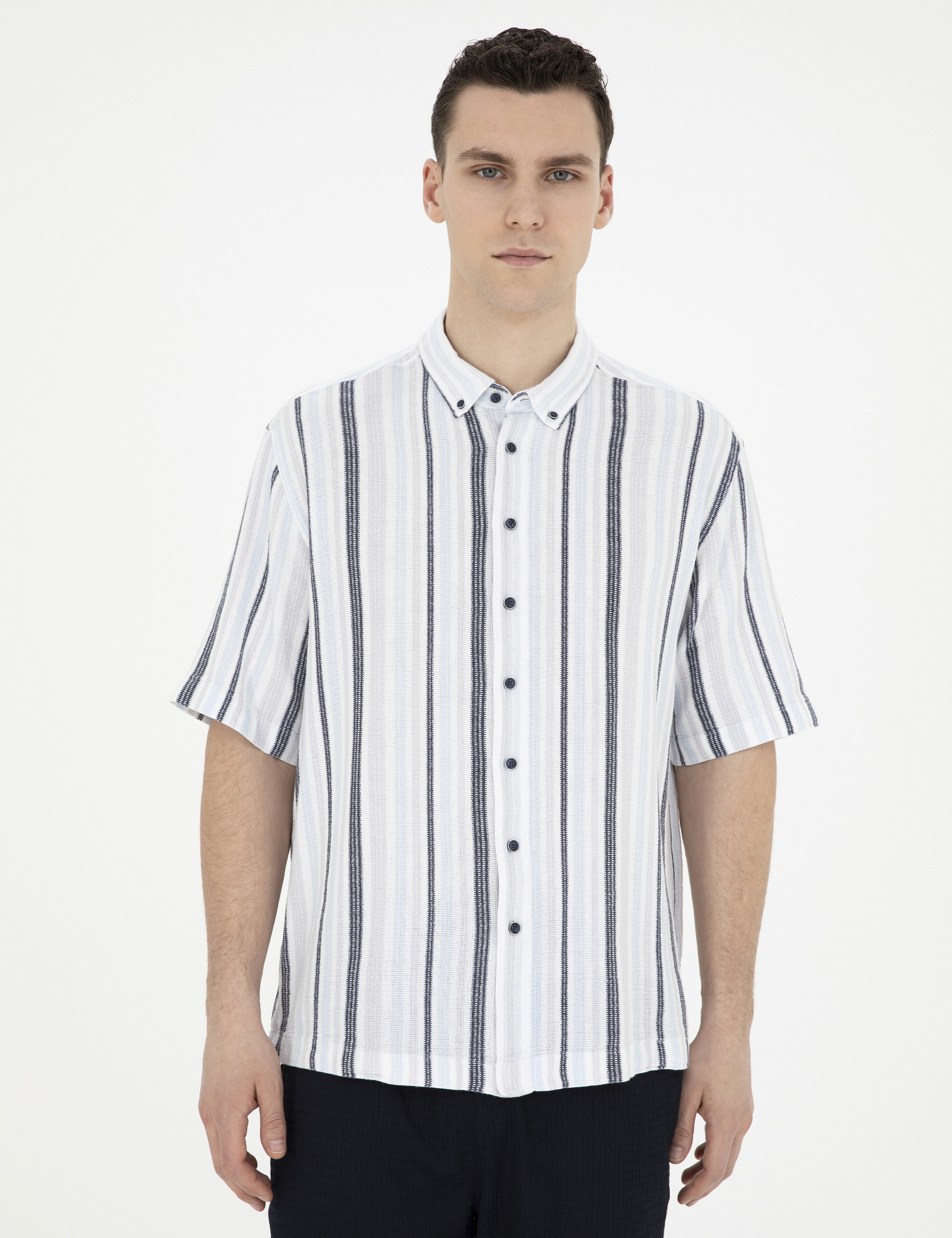 Lacivert Oversize Kısa Kollu Gömlek - Image 3