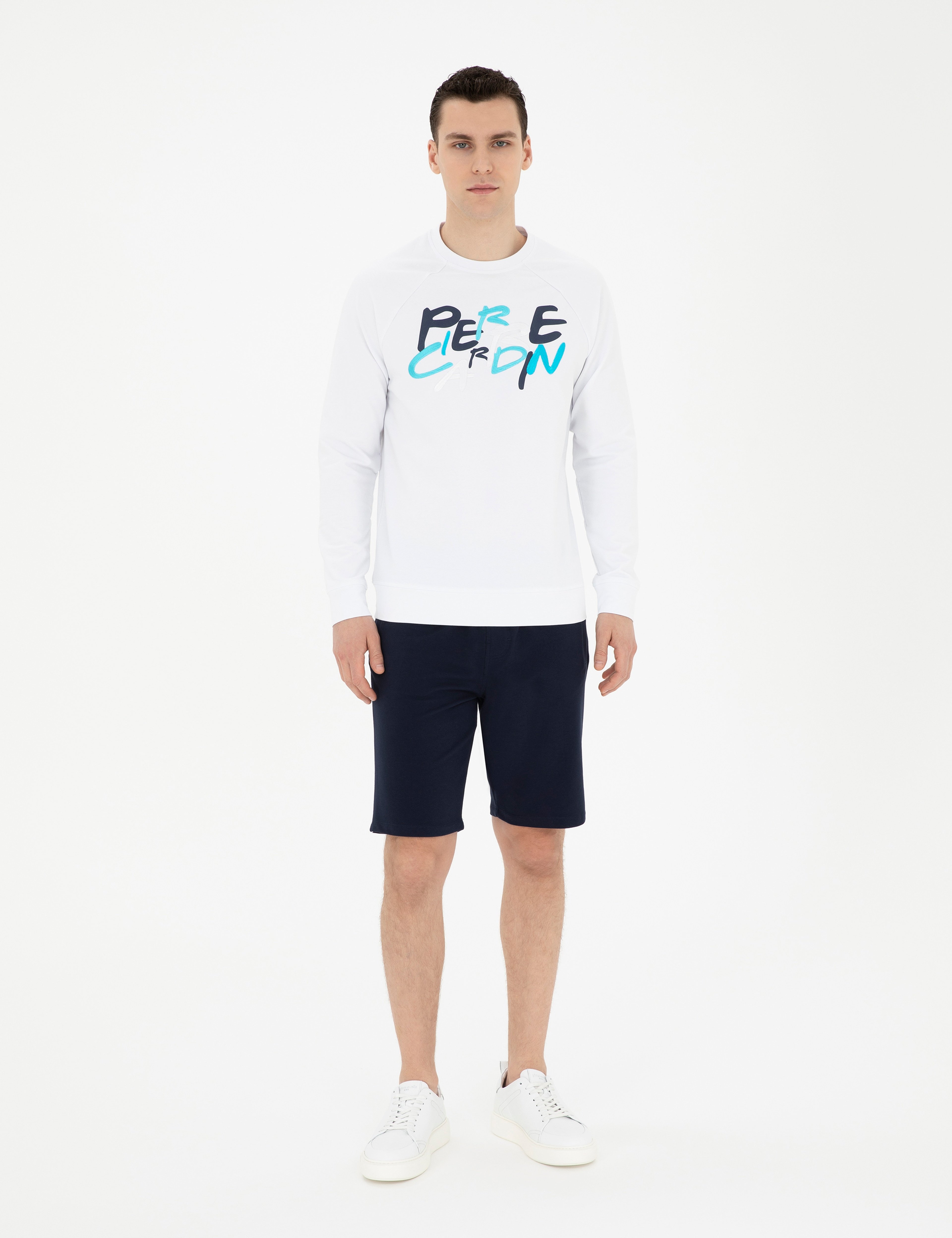 Beyaz Regular Fit Sweatshirt