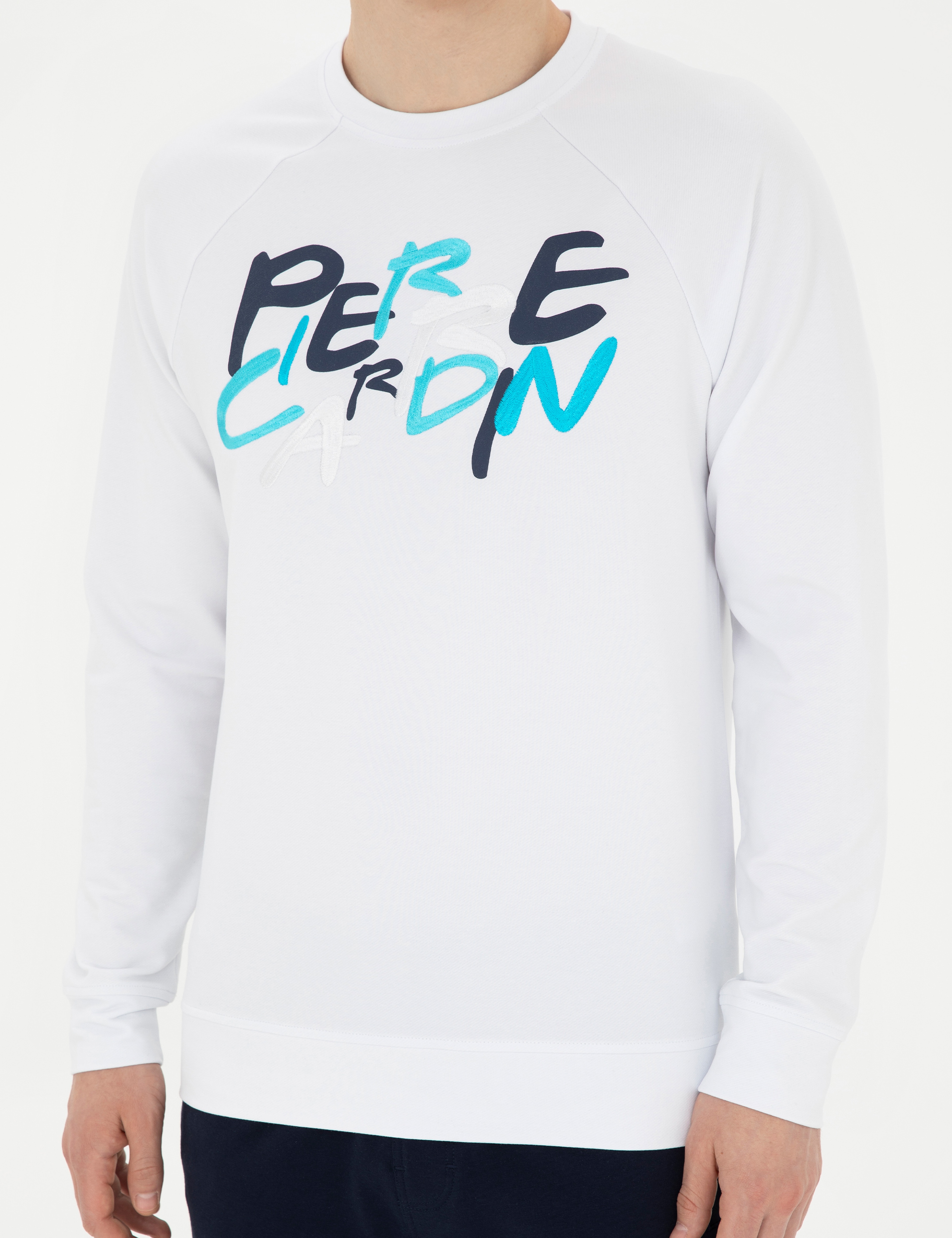 Beyaz Regular Fit Sweatshirt - Image 6
