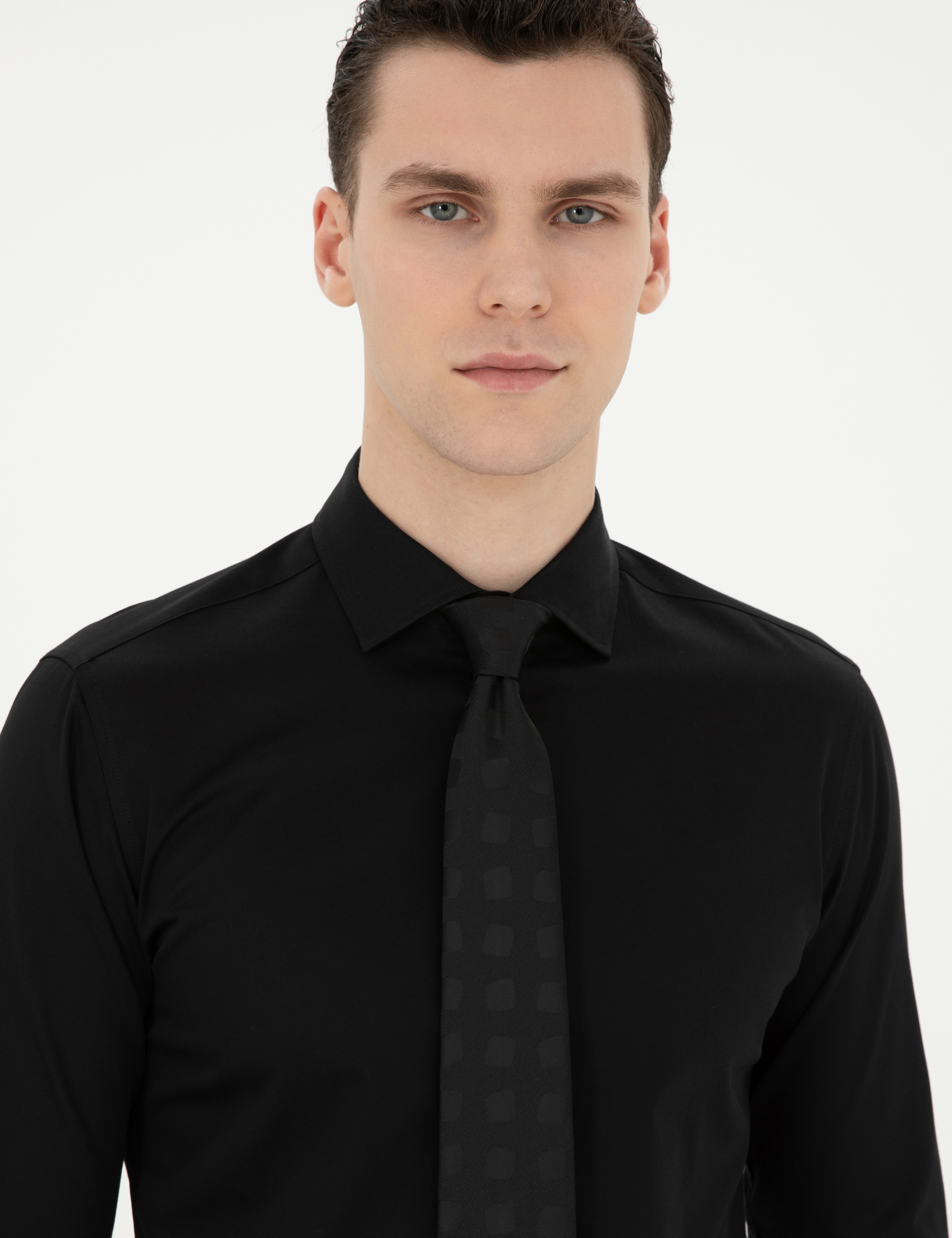 Siyah Likralı Kolay Ütülenebilir Ekstra Slim Fit Basic Gömlek - Image 2