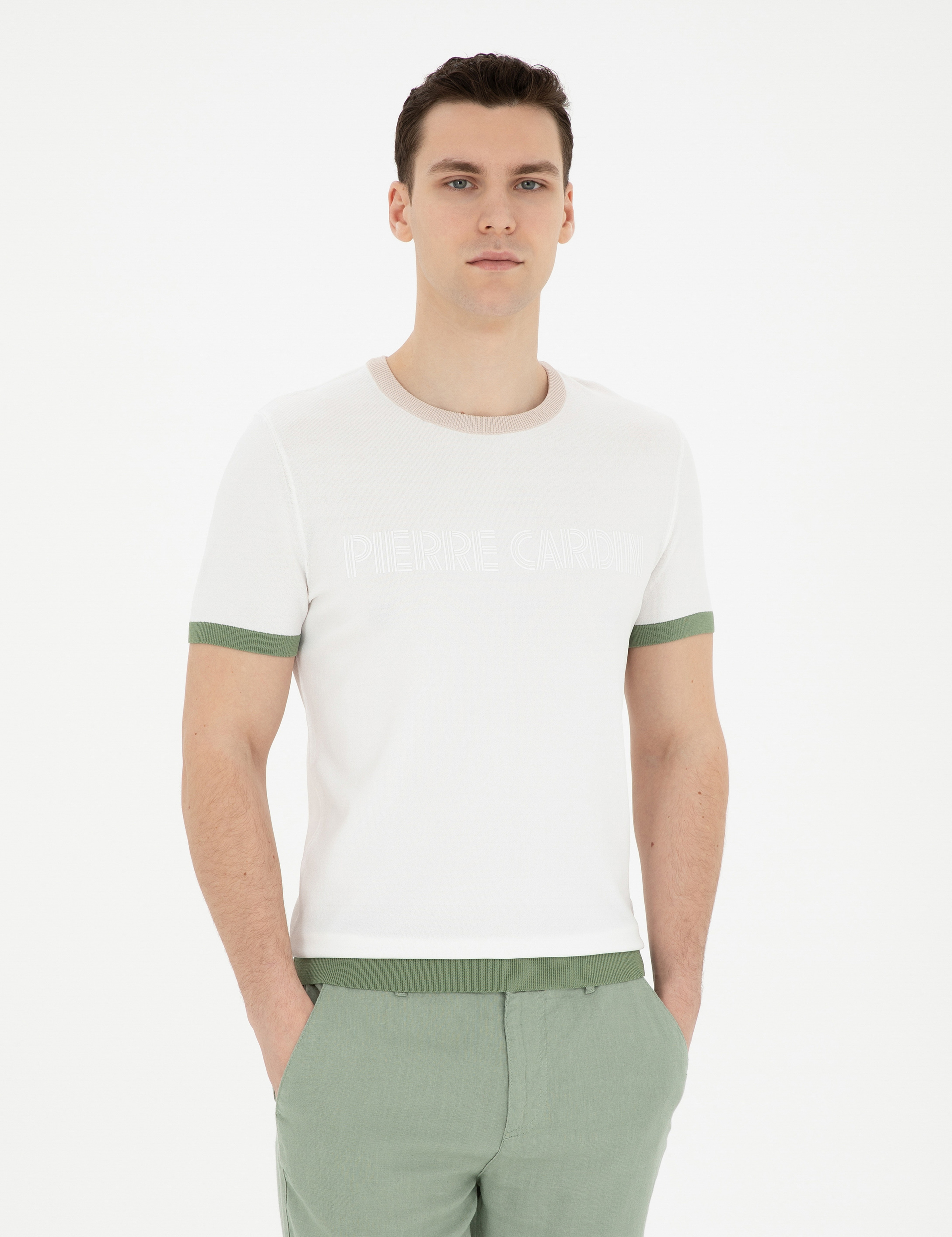 Beyaz Slim Fit Bisiklet Yaka Triko Tişört - Image 1